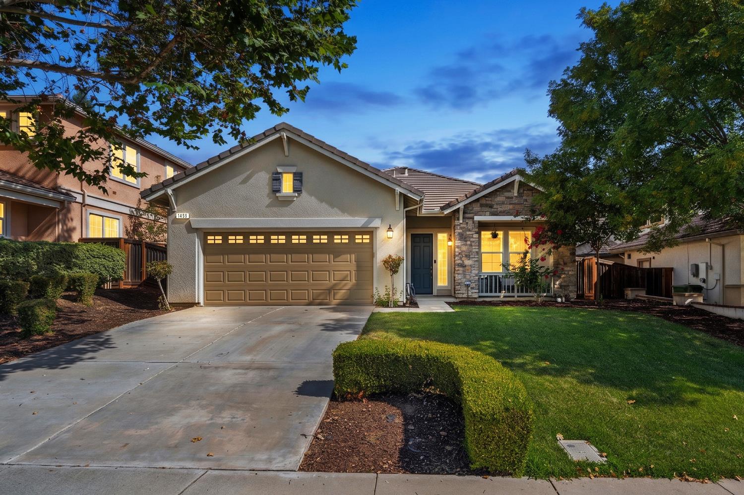 9417 California Oak Cir, Patterson, CA 95363