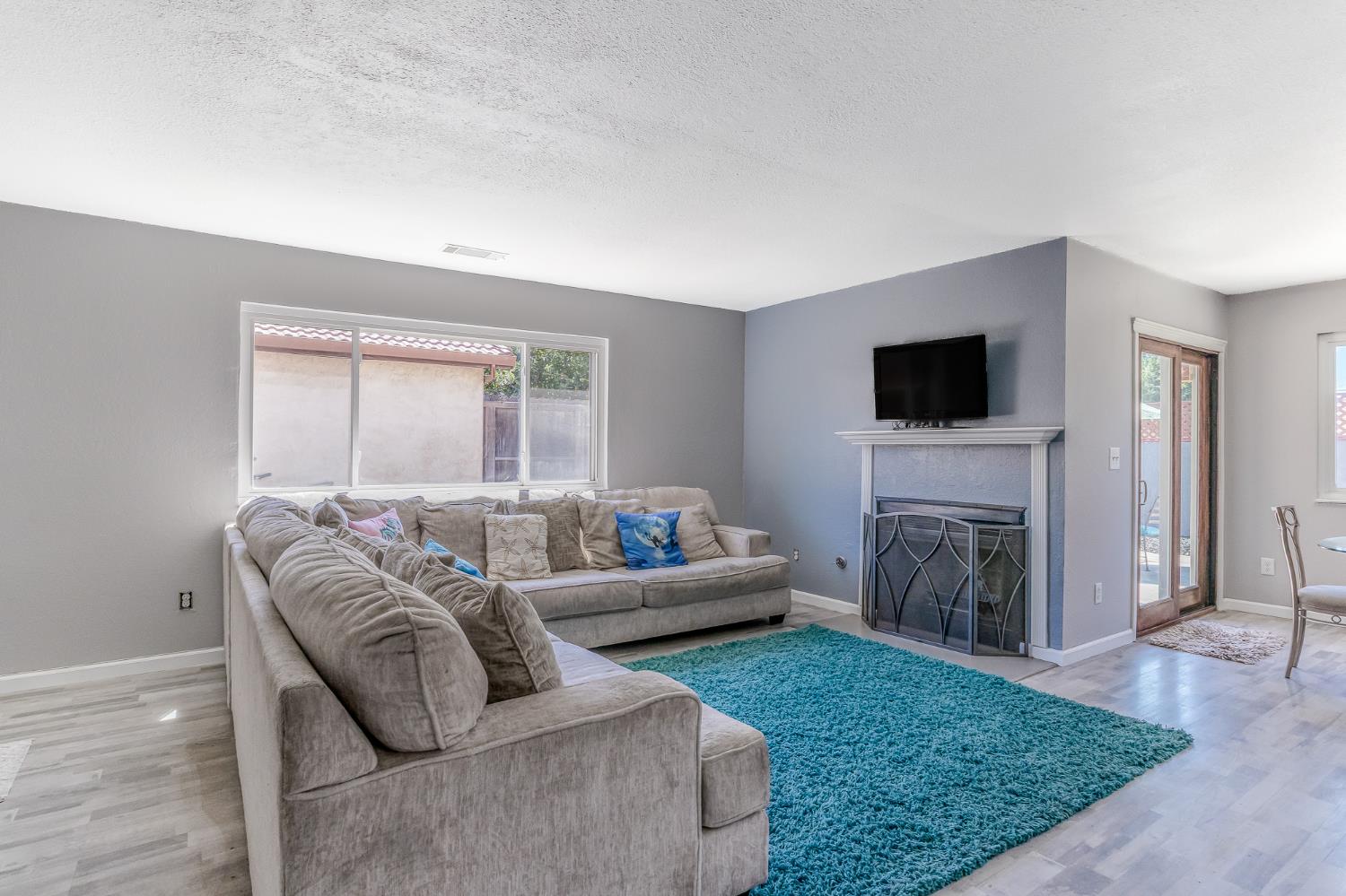 836 Winery Way, Modesto, CA 95356