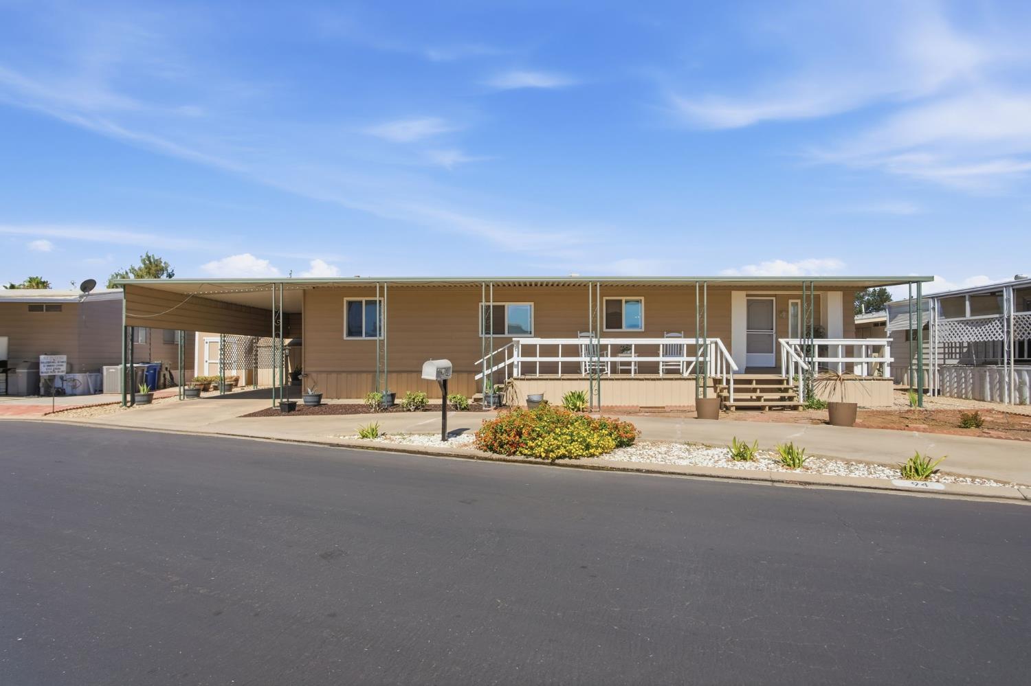 2240 Golden Oak Lane #94, Merced, CA 95341