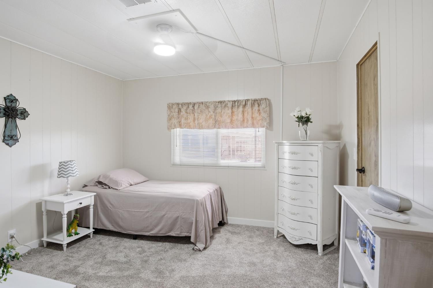 2240 Golden Oak Lane #94, Merced, CA 95341