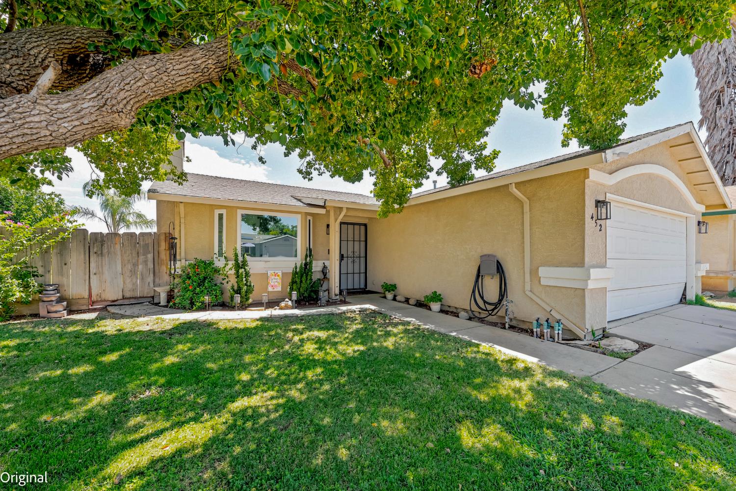 452 Las Brisas Ct, Merced, CA 95341