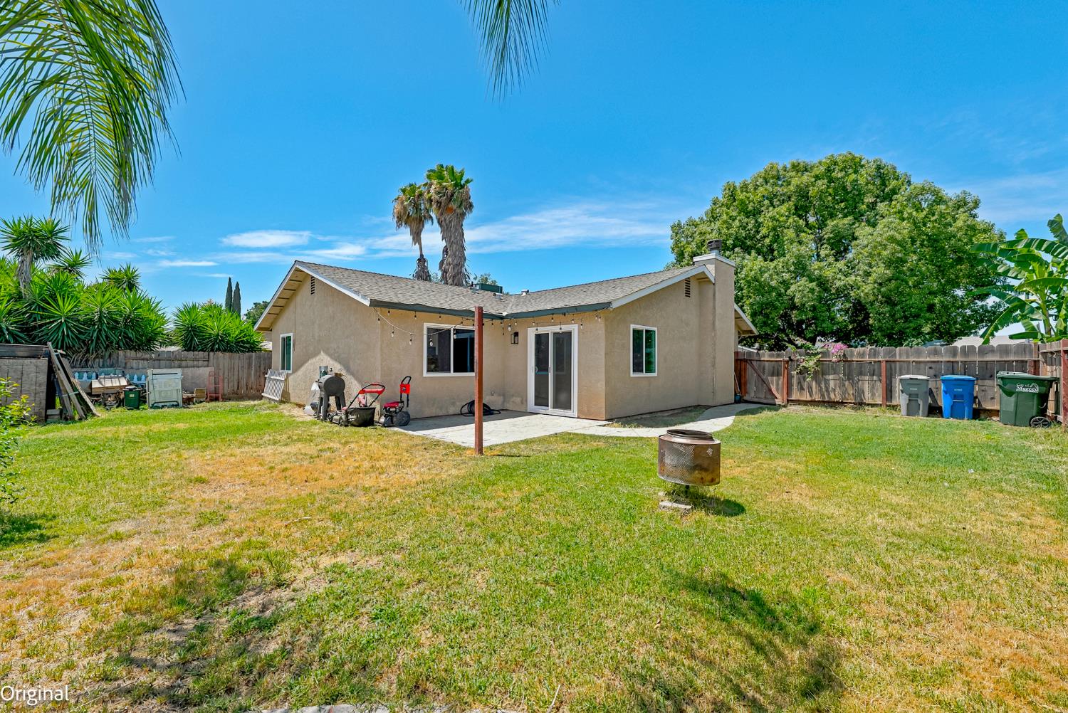 452 Las Brisas Ct, Merced, CA 95341
