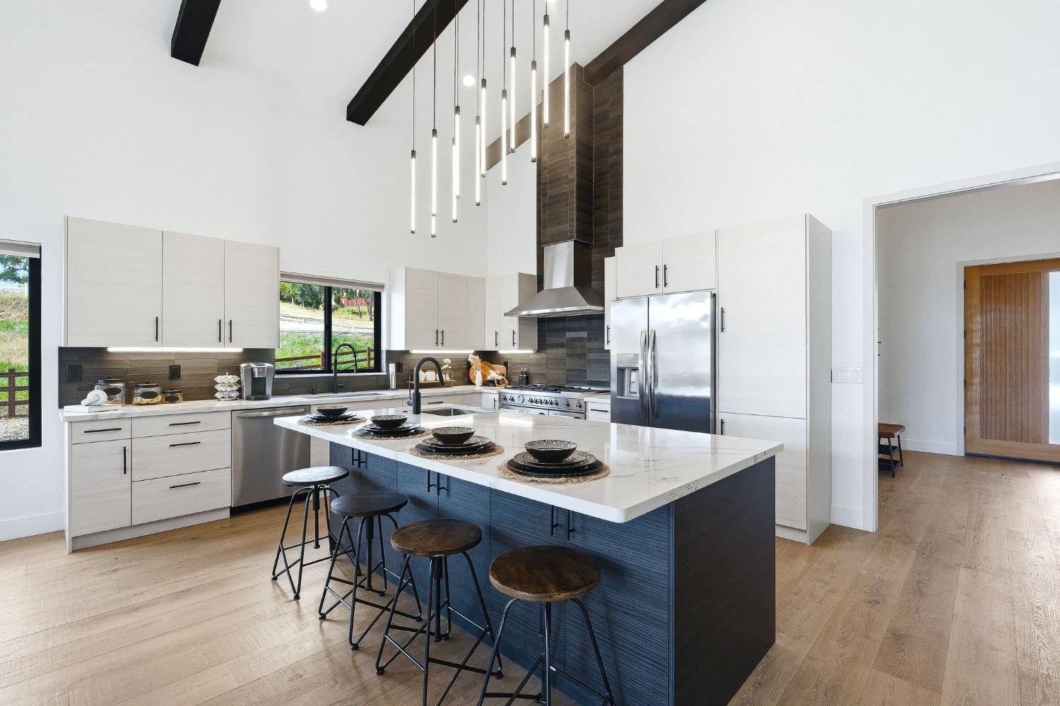 2033 Quiver St, Copperopolis, CA 95228