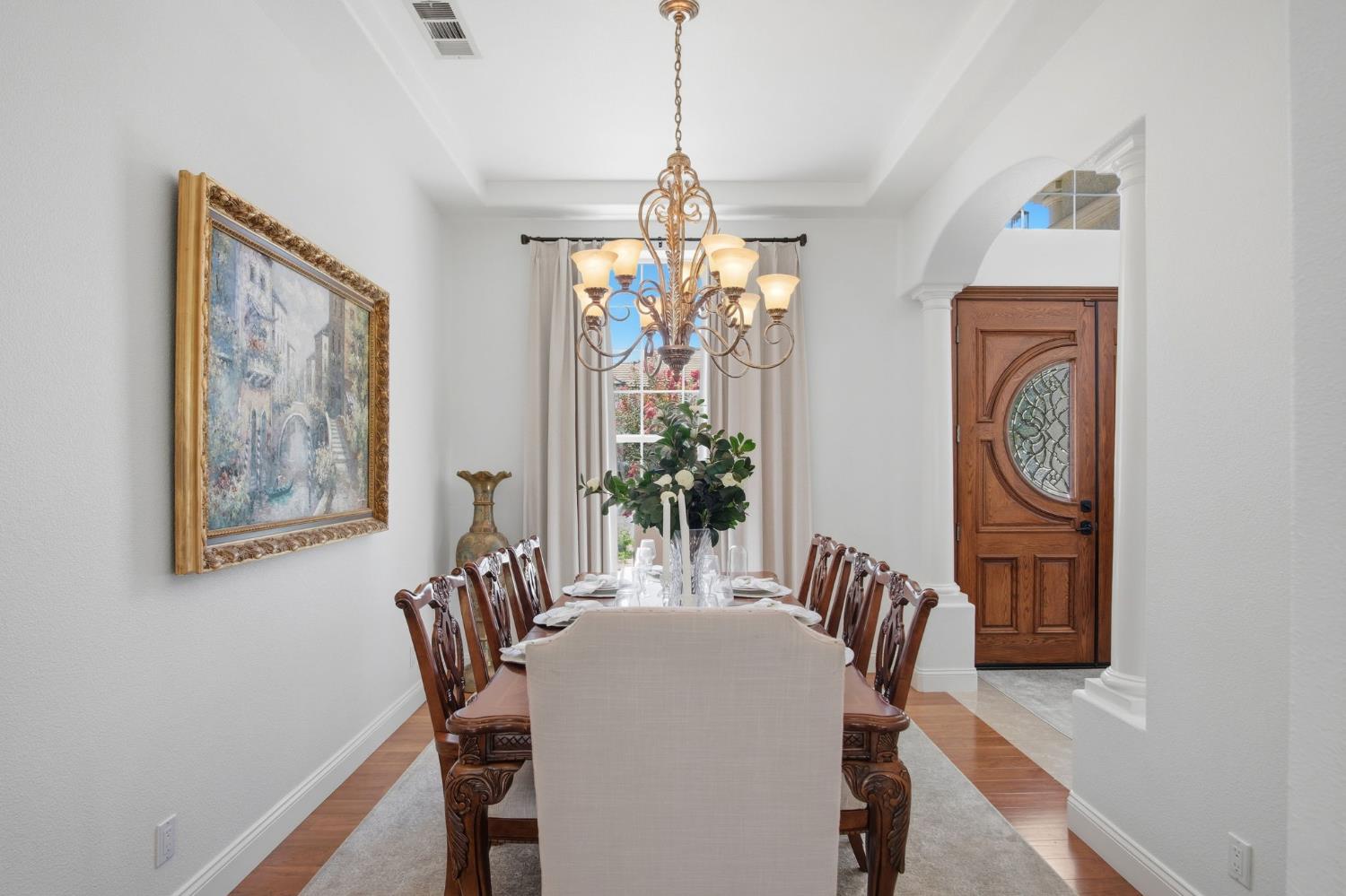 2835 CASTLEVIEW Dr, Turlock, CA 95382