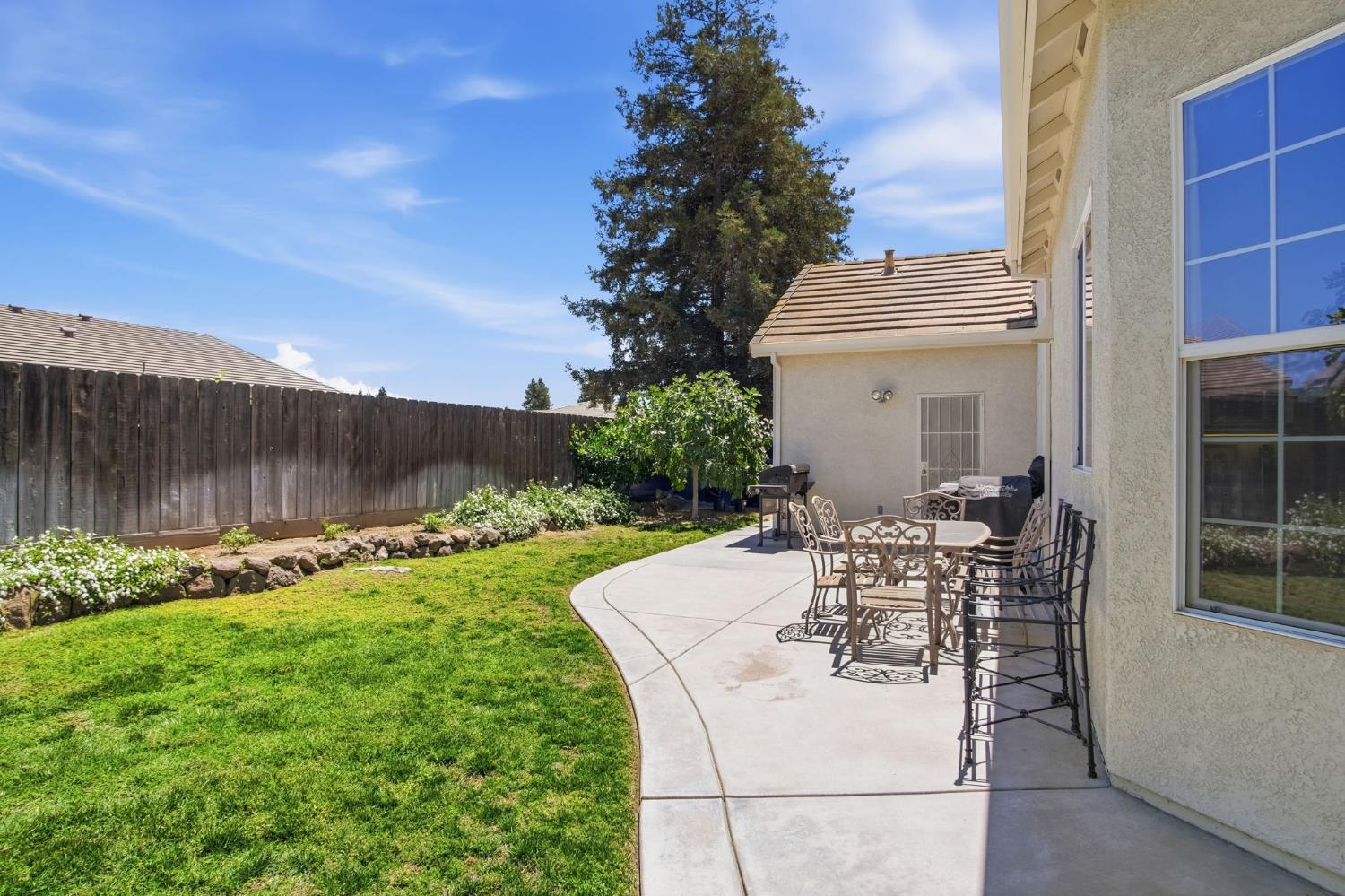 2835 CASTLEVIEW Dr, Turlock, CA 95382