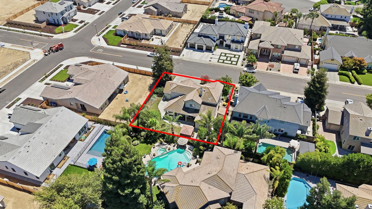 2835 CASTLEVIEW Dr, Turlock, CA 95382