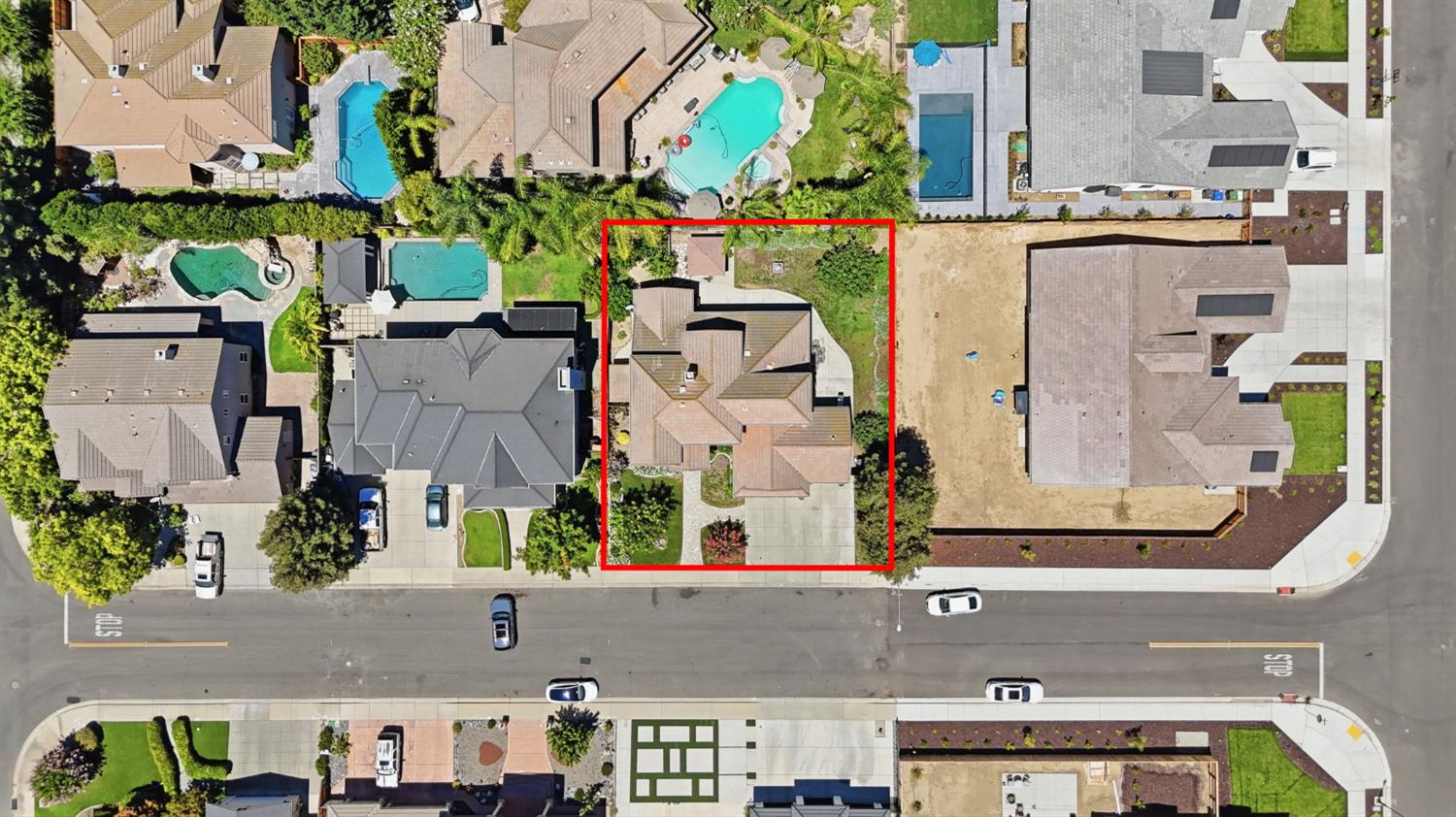 2835 CASTLEVIEW Dr, Turlock, CA 95382