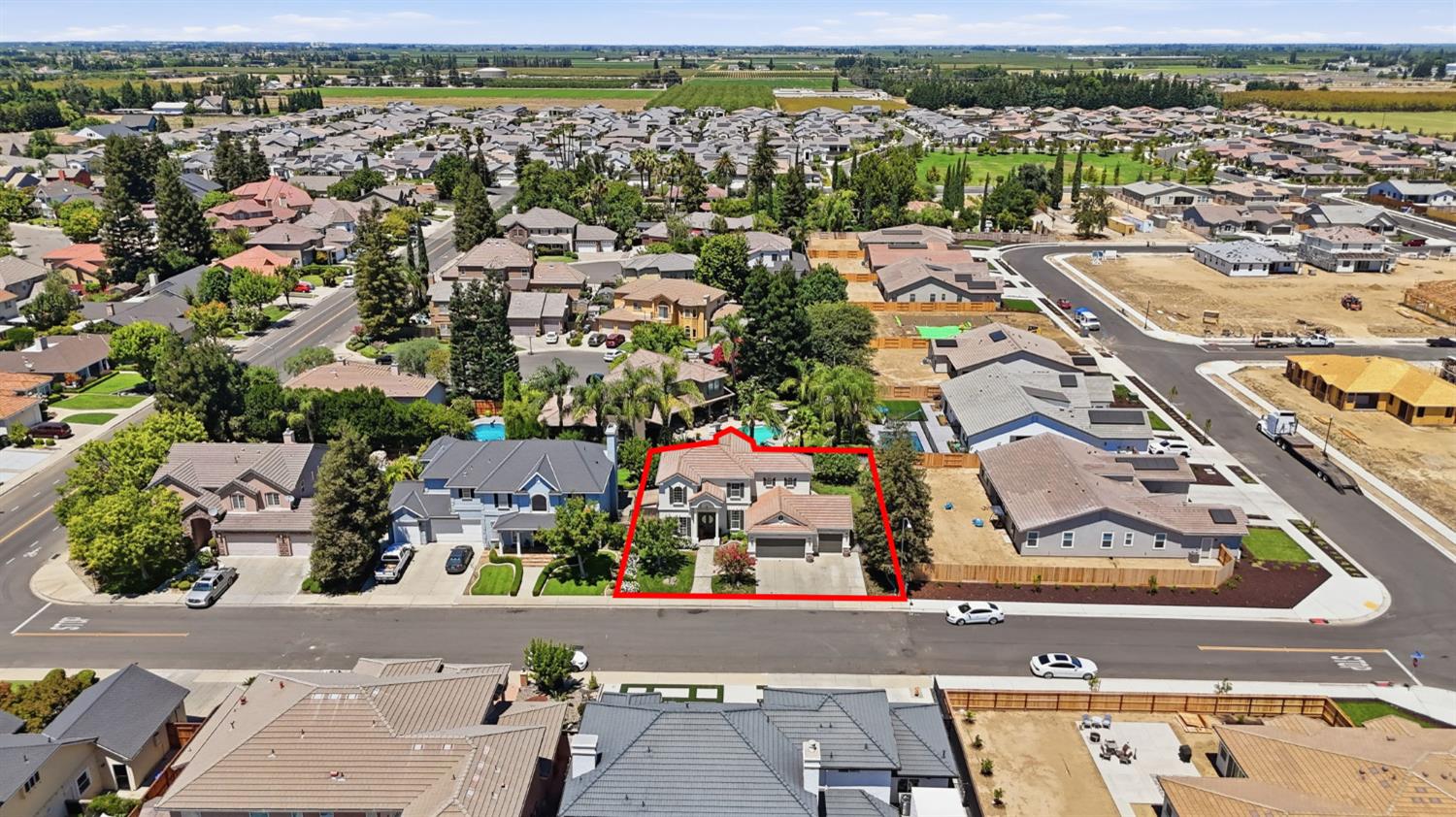 2835 CASTLEVIEW Dr, Turlock, CA 95382