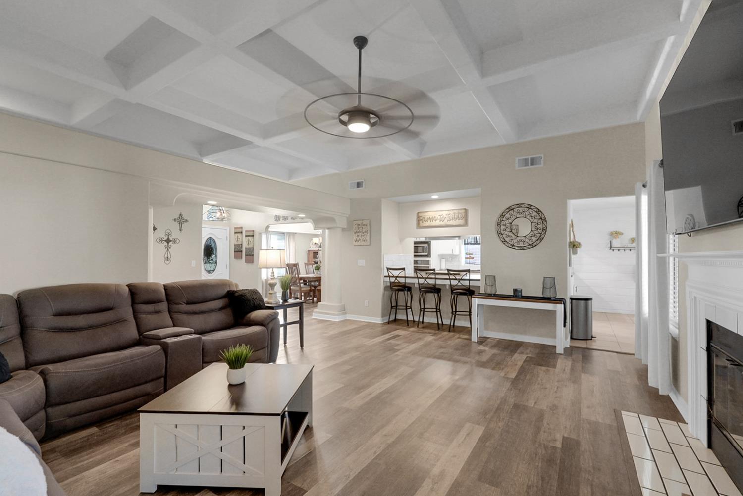 5090 Congressional St, Chowchilla, CA 93610