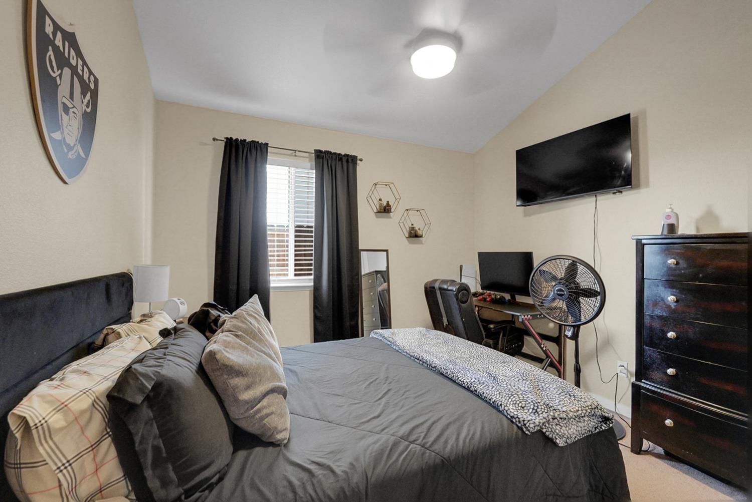 5090 Congressional St, Chowchilla, CA 93610