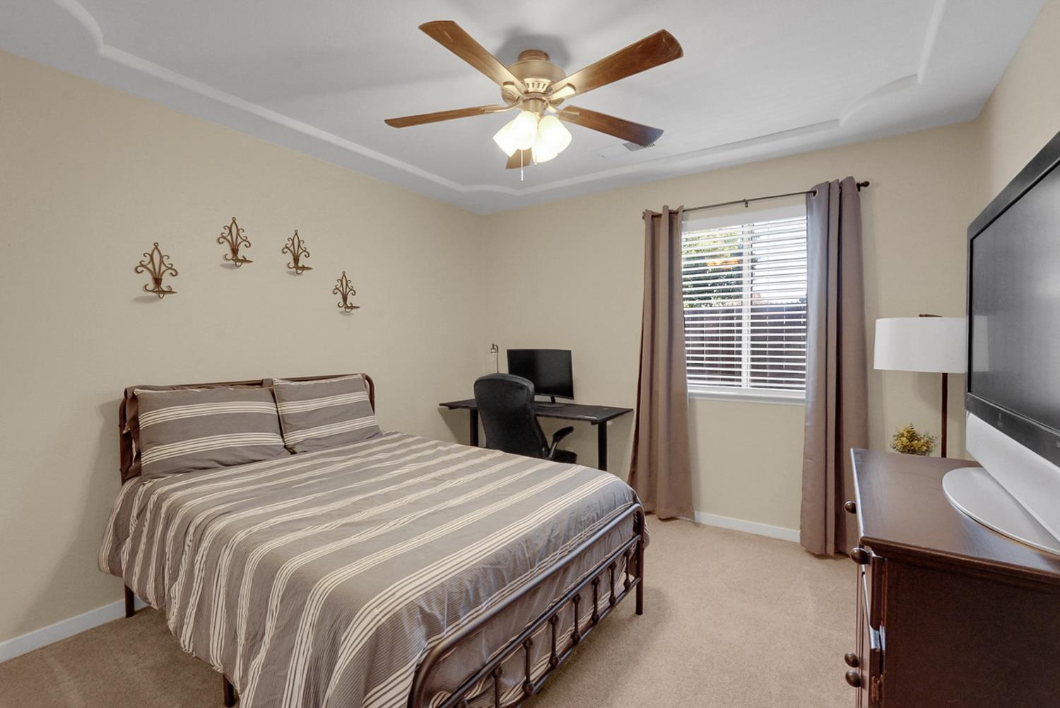 5090 Congressional St, Chowchilla, CA 93610