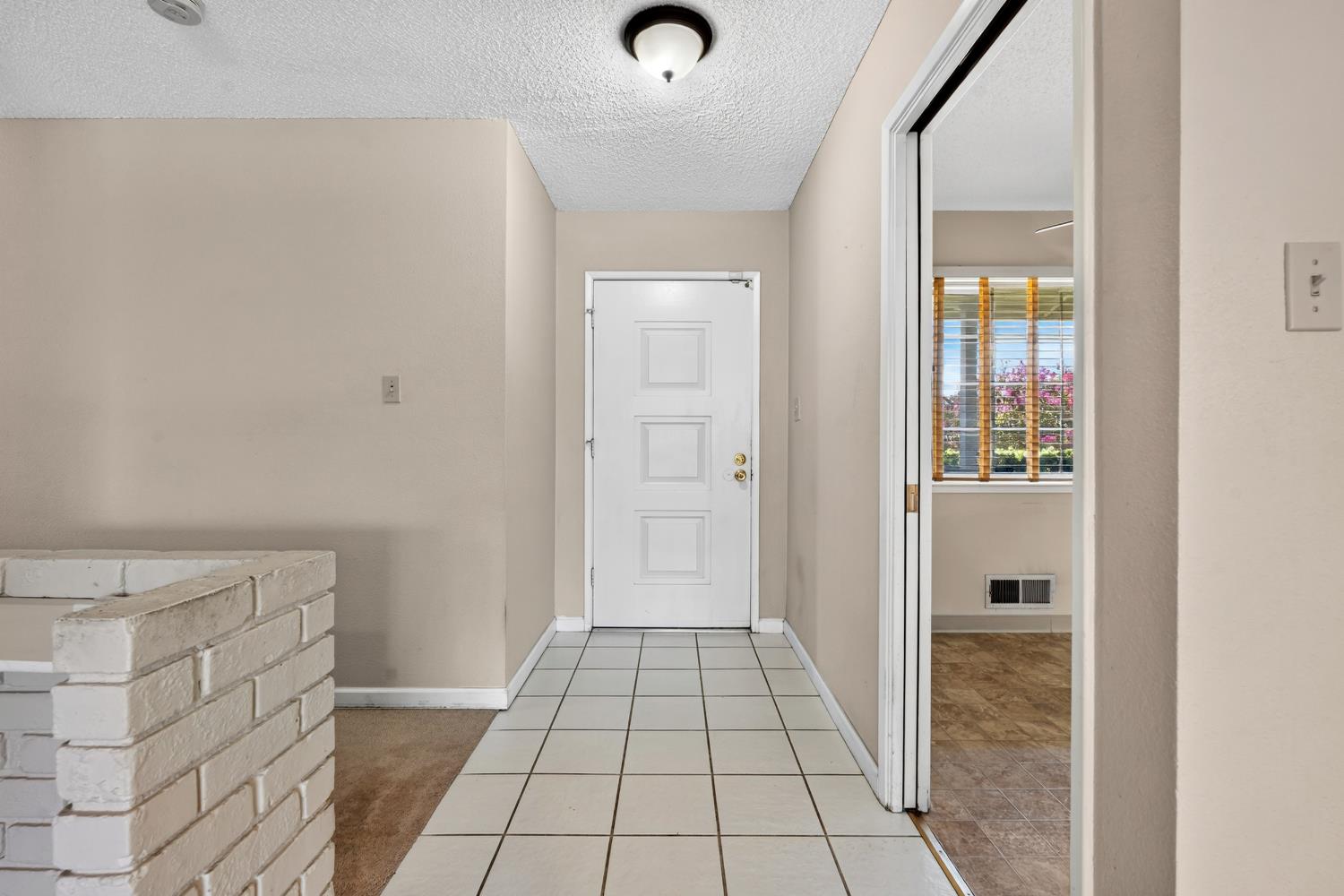 1913 Elder Ln, Modesto, CA 95355
