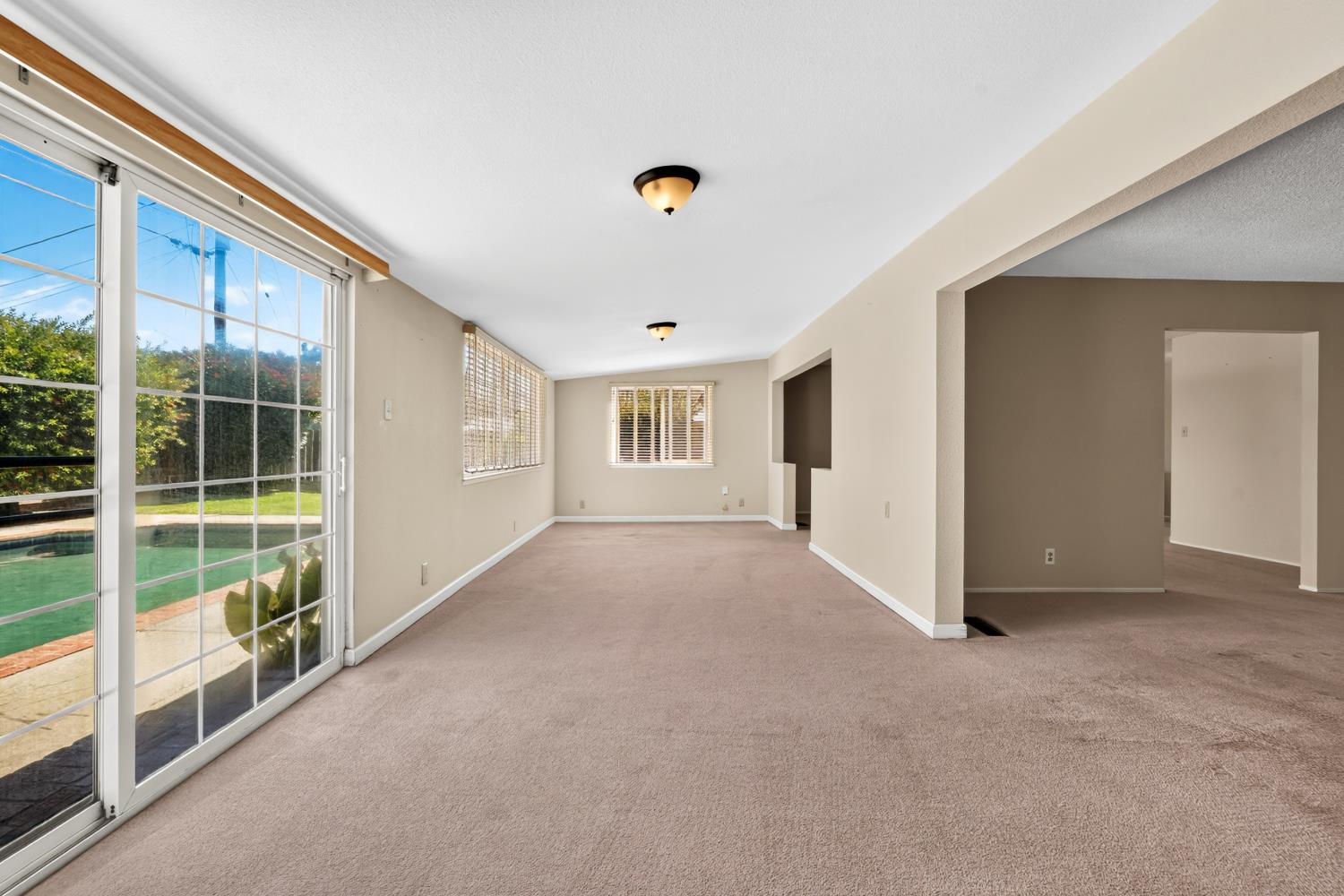 1913 Elder Ln, Modesto, CA 95355