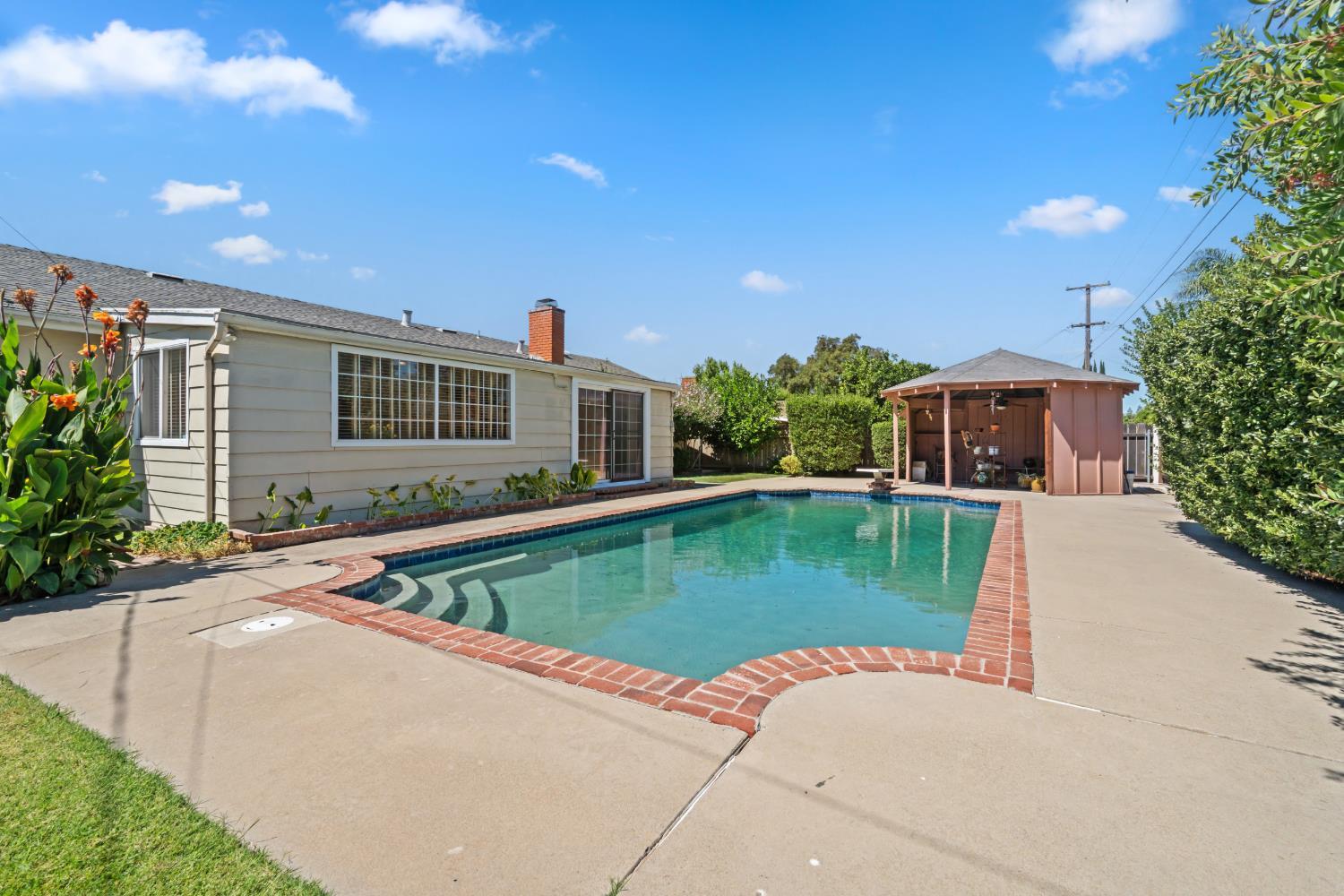 1913 Elder Ln, Modesto, CA 95355