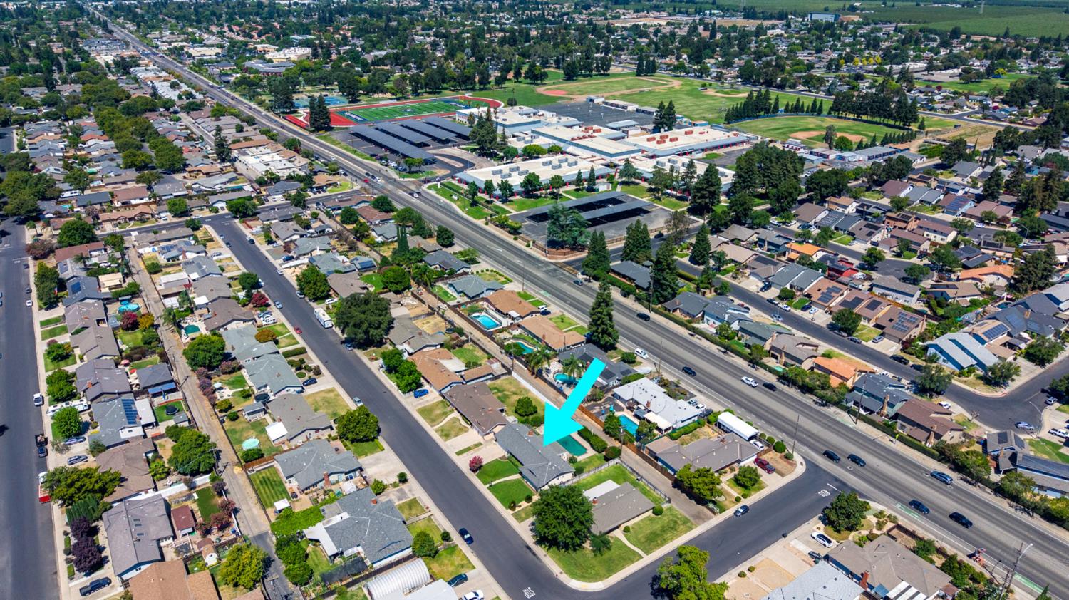 1913 Elder Ln, Modesto, CA 95355