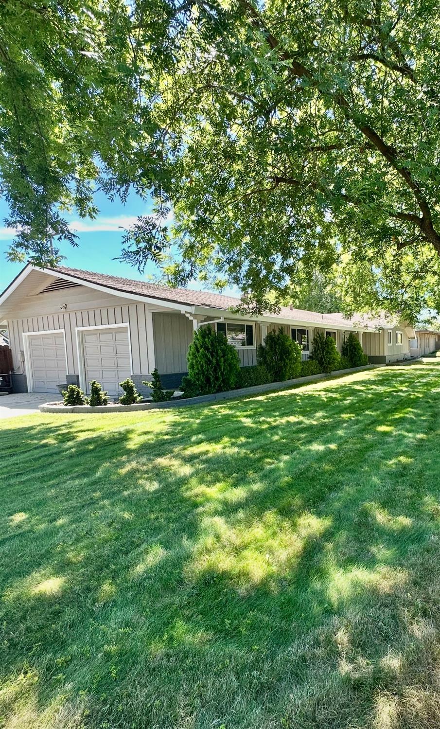 404 Robin Hood, Modesto, CA 95350