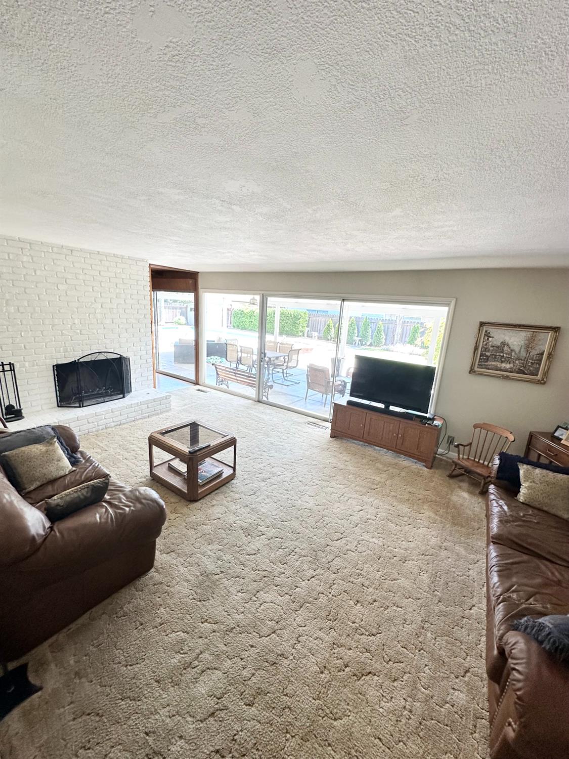 404 Robin Hood, Modesto, CA 95350