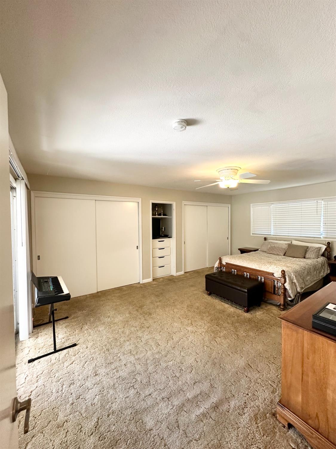 404 Robin Hood, Modesto, CA 95350