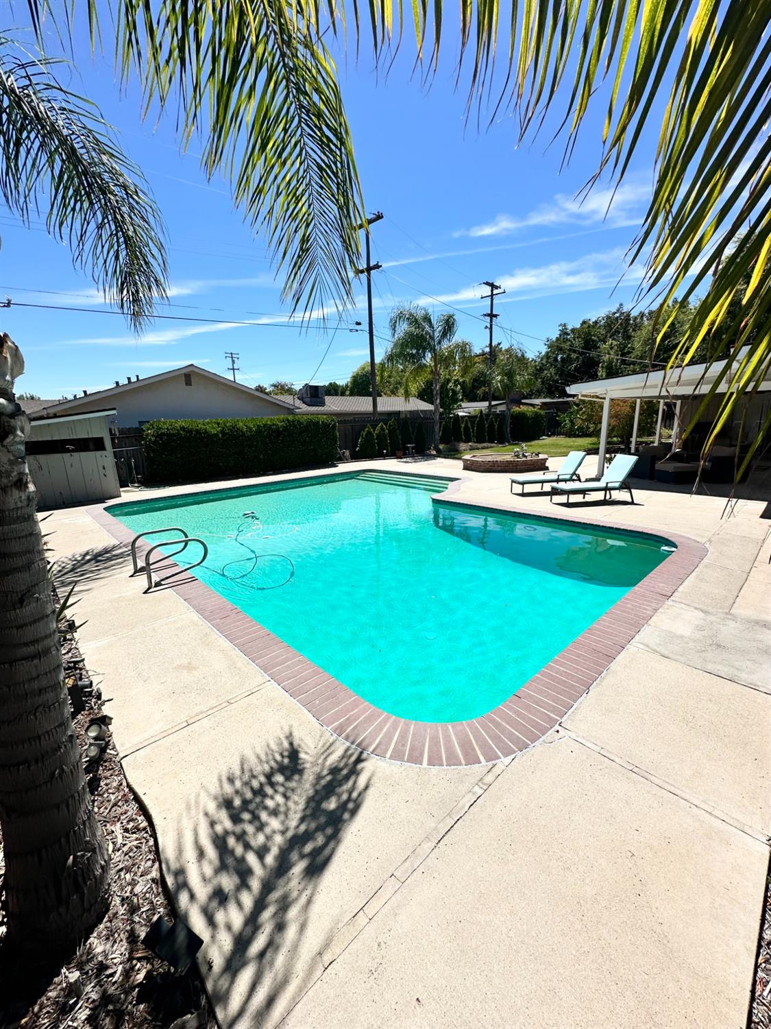 404 Robin Hood, Modesto, CA 95350
