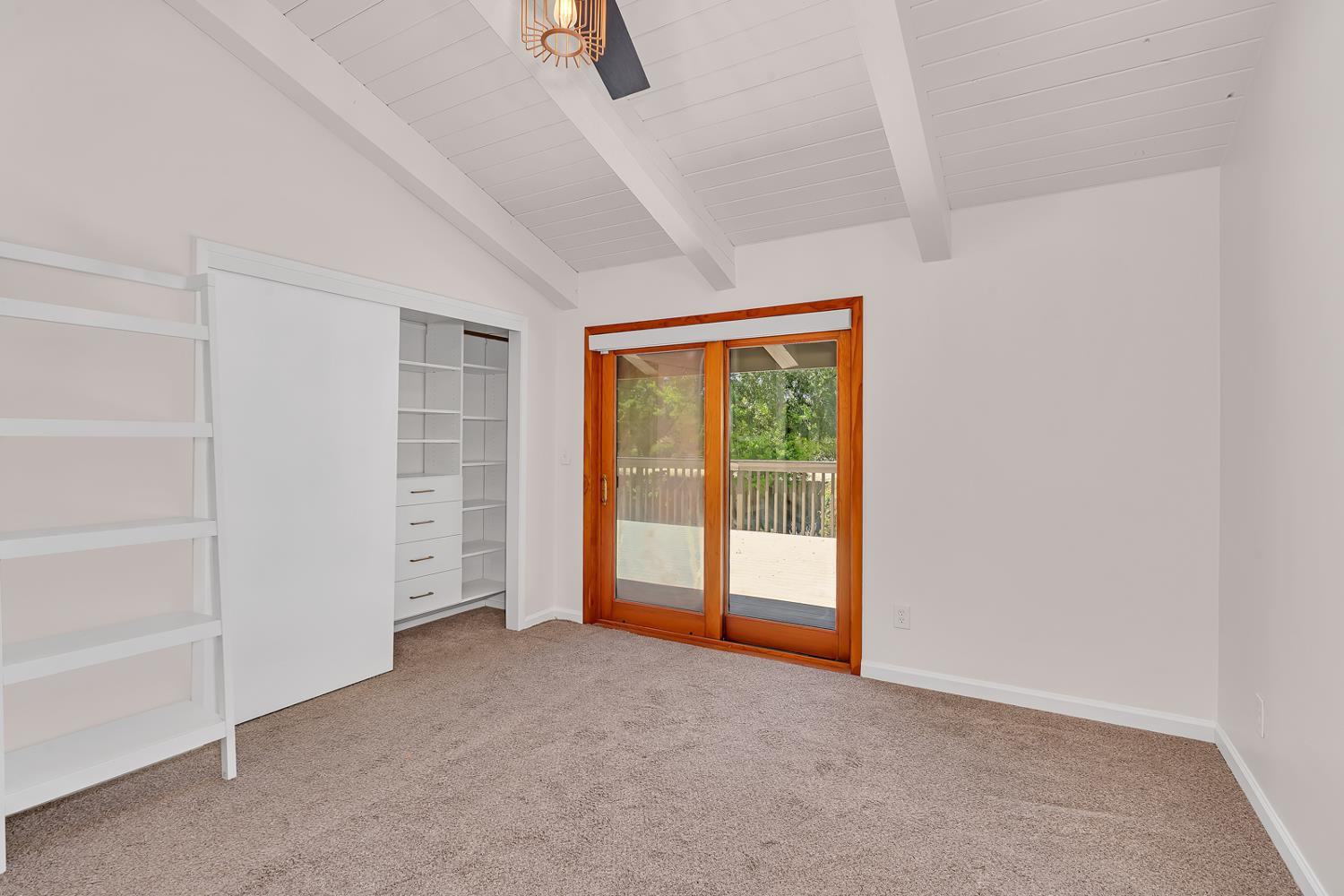 811 Monte Vista Ave, Los Banos, CA 93635