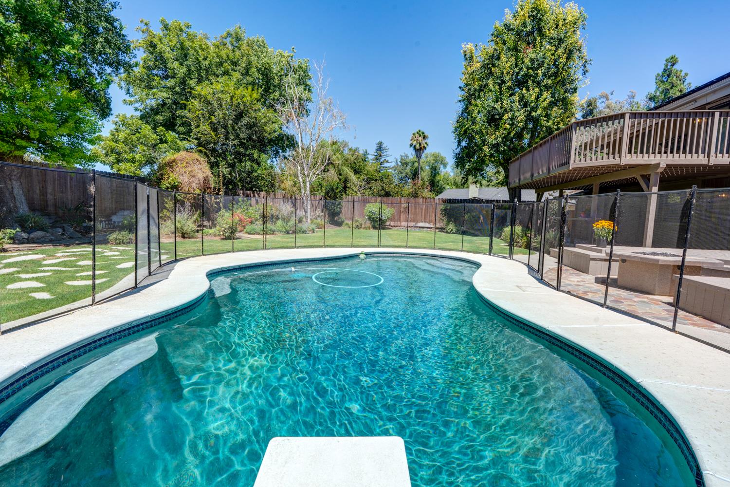 811 Monte Vista Ave, Los Banos, CA 93635