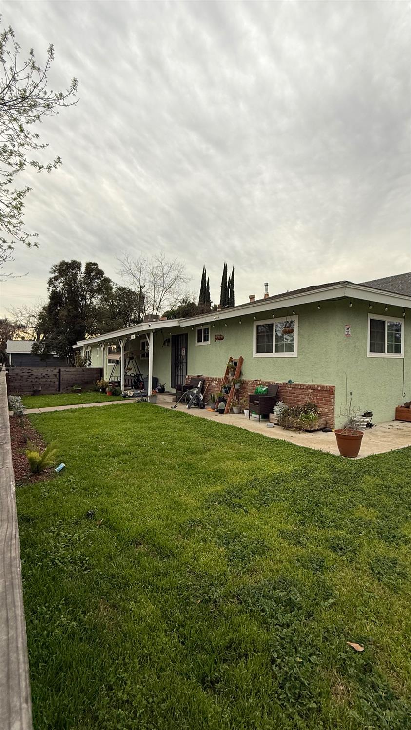 2151 Martin Luther King Jr Way, Merced, CA 95340