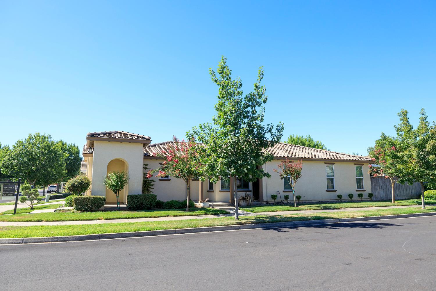 312 Merlot Dr, Oakdale, CA 95361