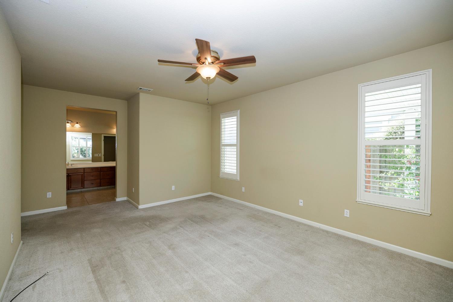 312 Merlot Dr, Oakdale, CA 95361
