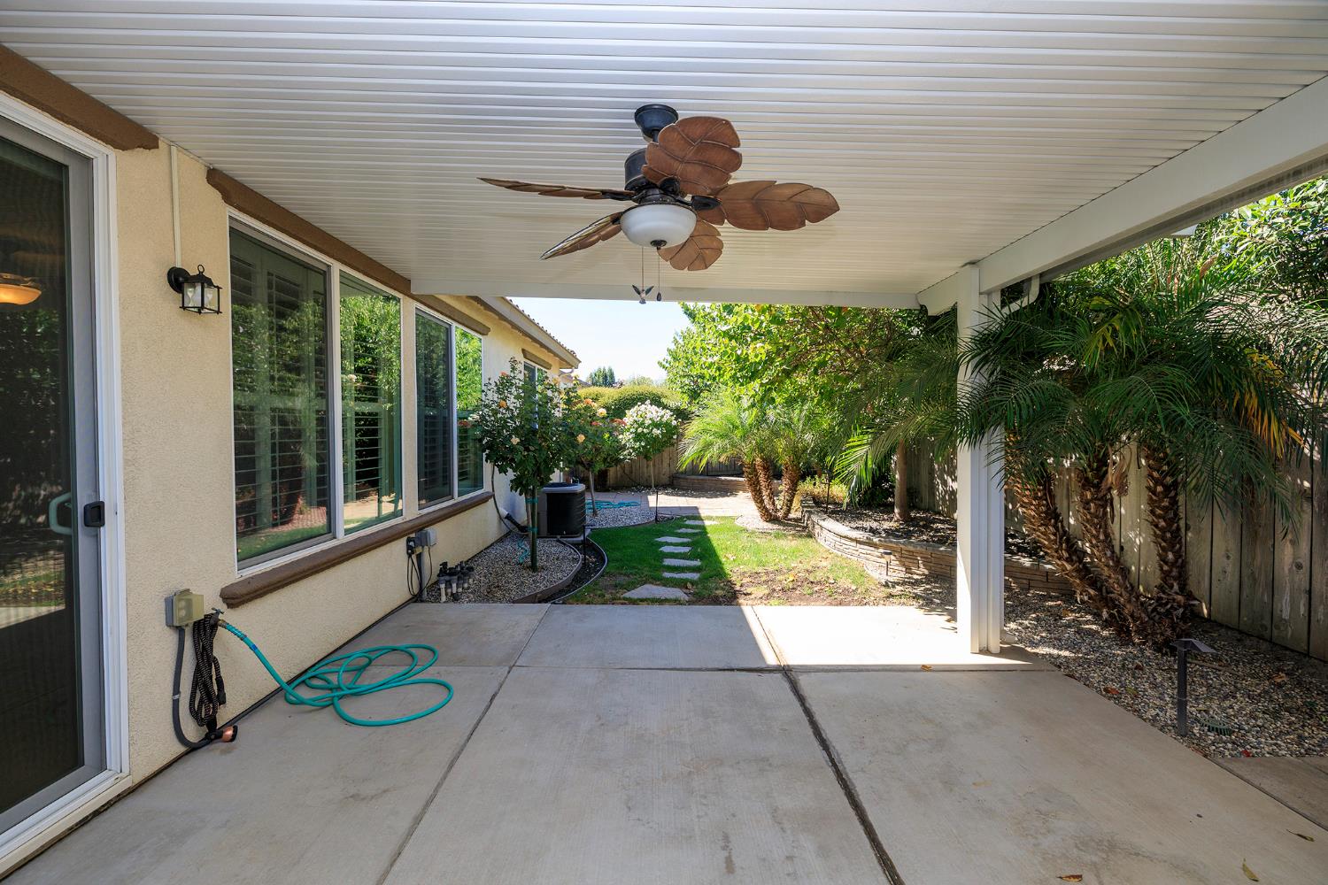 312 Merlot Dr, Oakdale, CA 95361