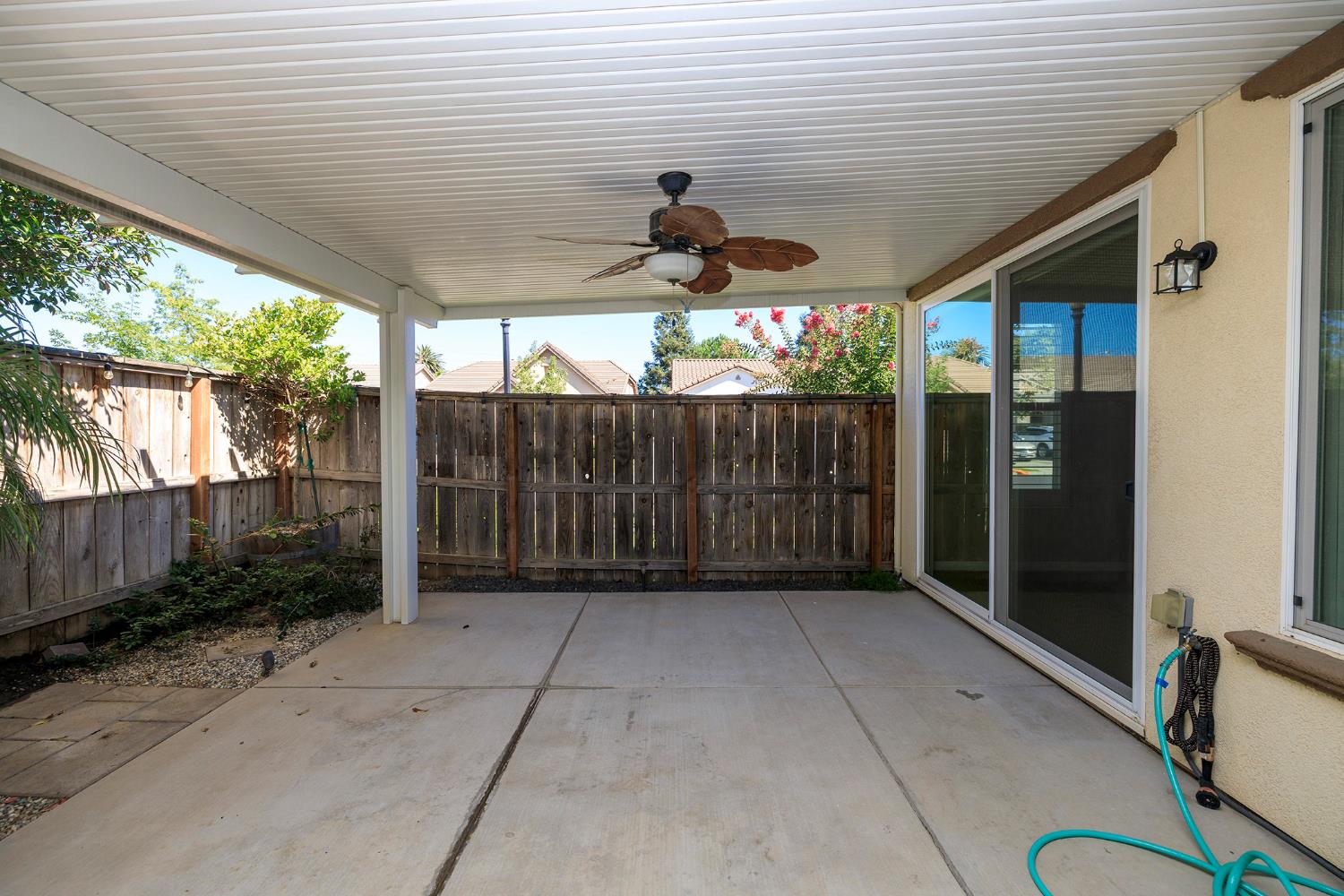 312 Merlot Dr, Oakdale, CA 95361