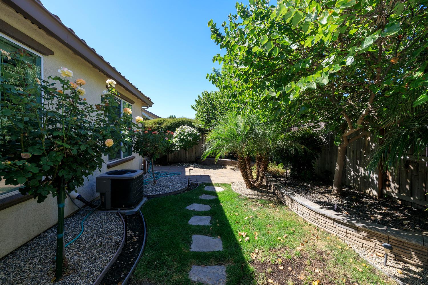 312 Merlot Dr, Oakdale, CA 95361