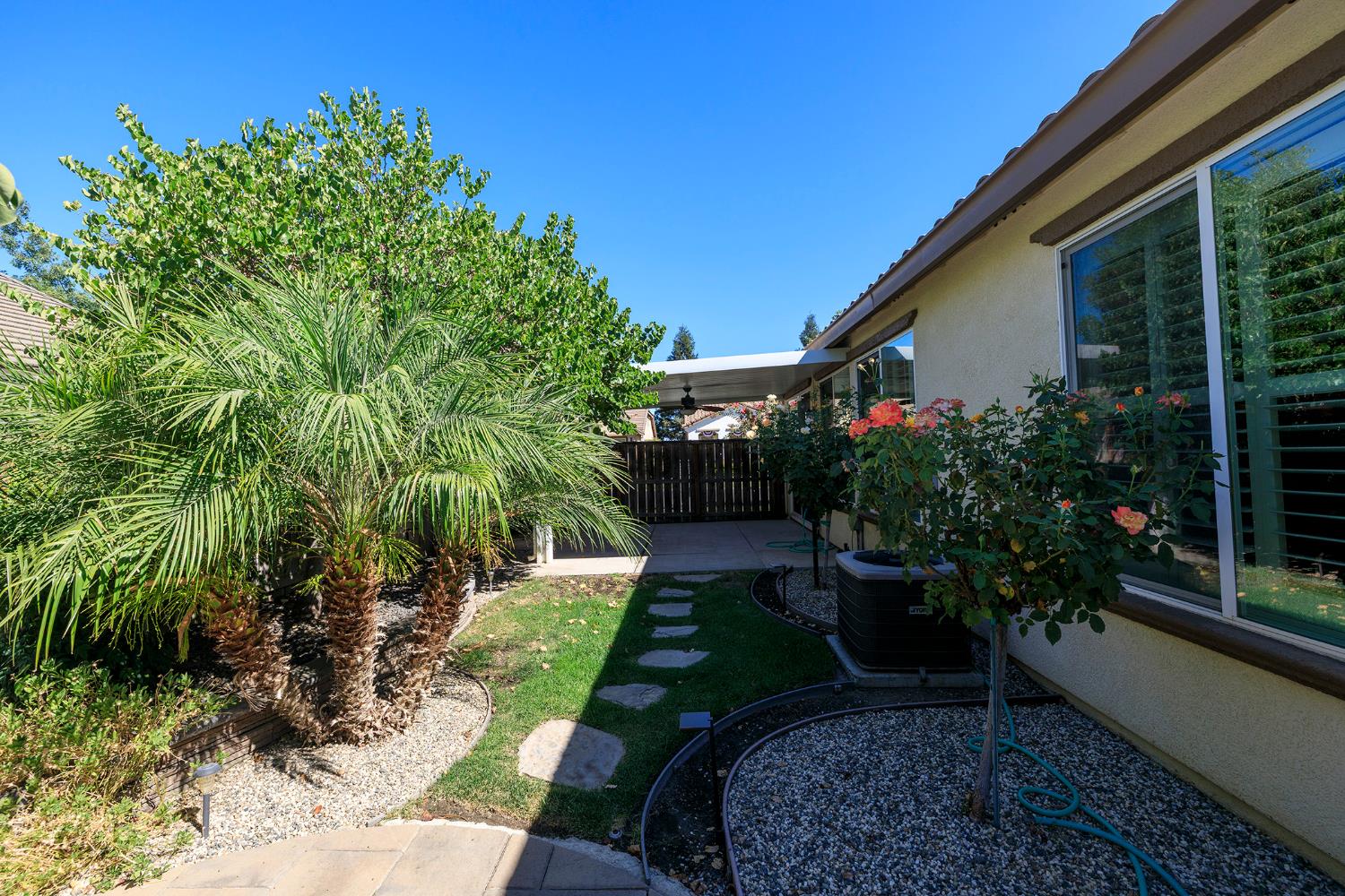 312 Merlot Dr, Oakdale, CA 95361