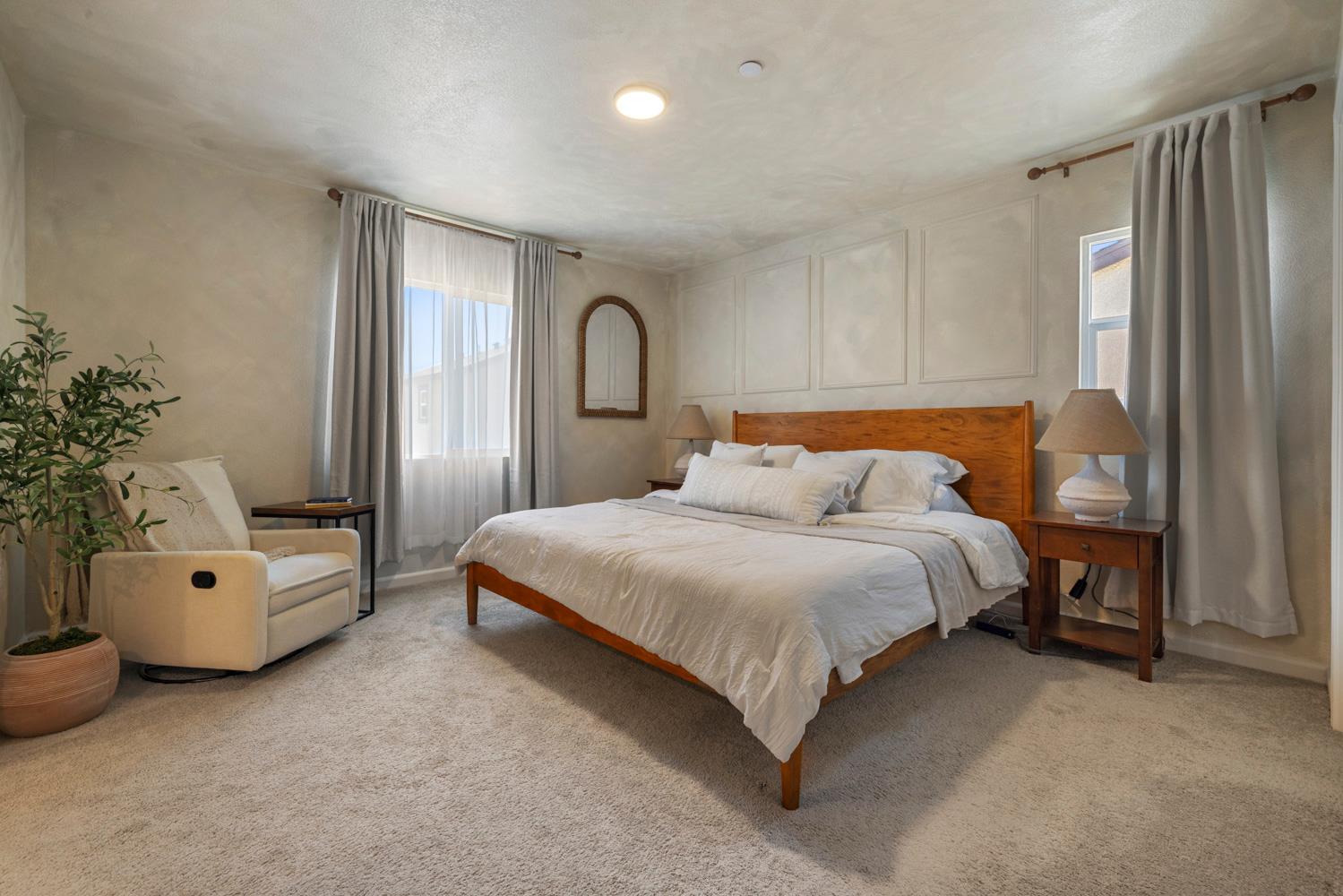 6422 Maple Leaf Ln, Riverbank, CA 95367