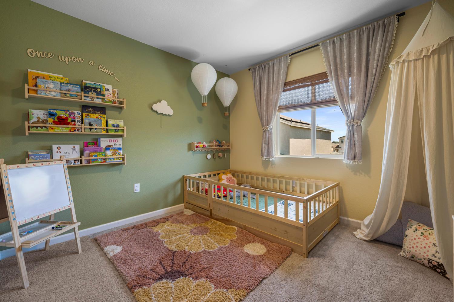 6422 Maple Leaf Ln, Riverbank, CA 95367
