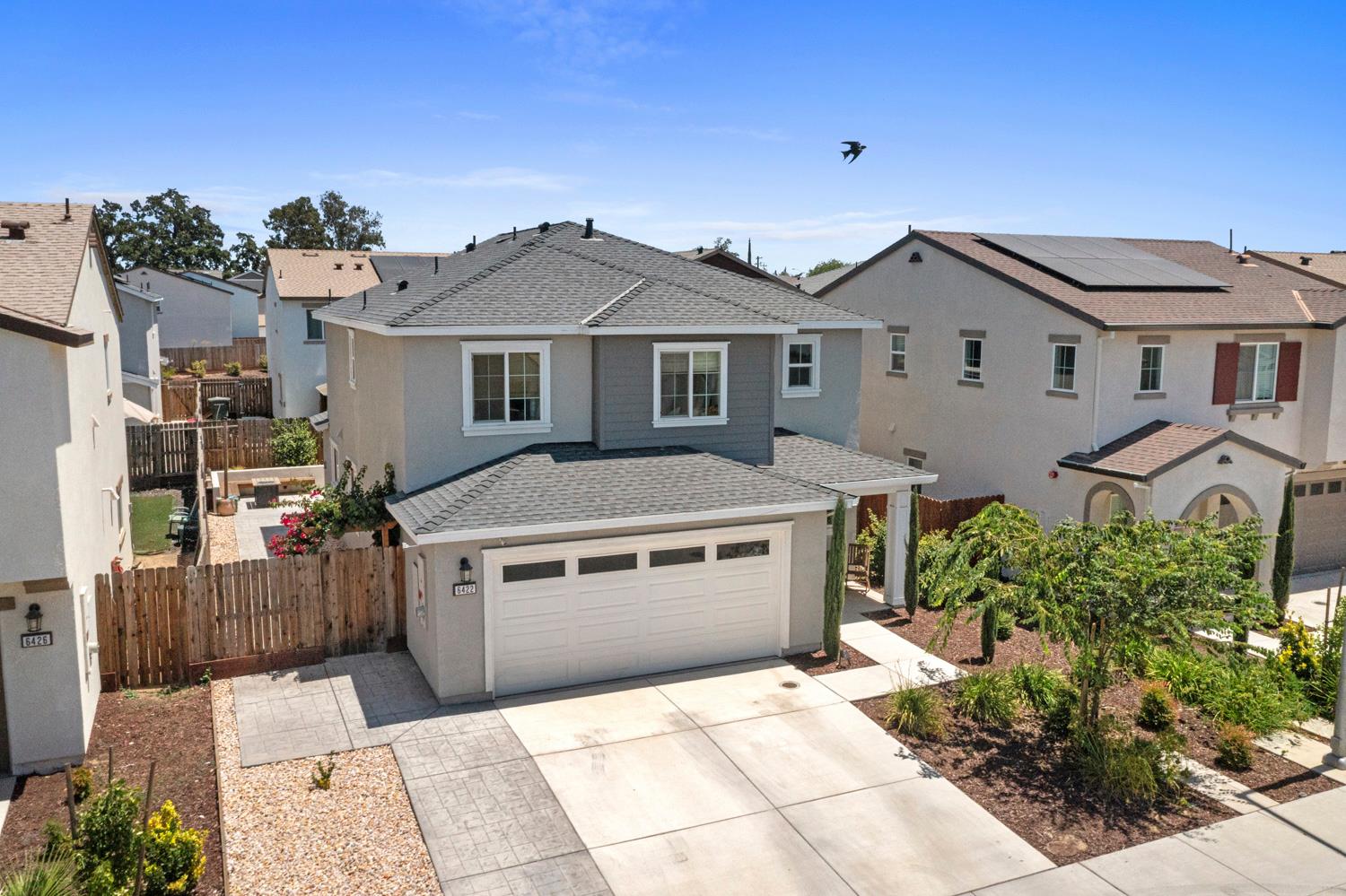 6422 Maple Leaf Ln, Riverbank, CA 95367