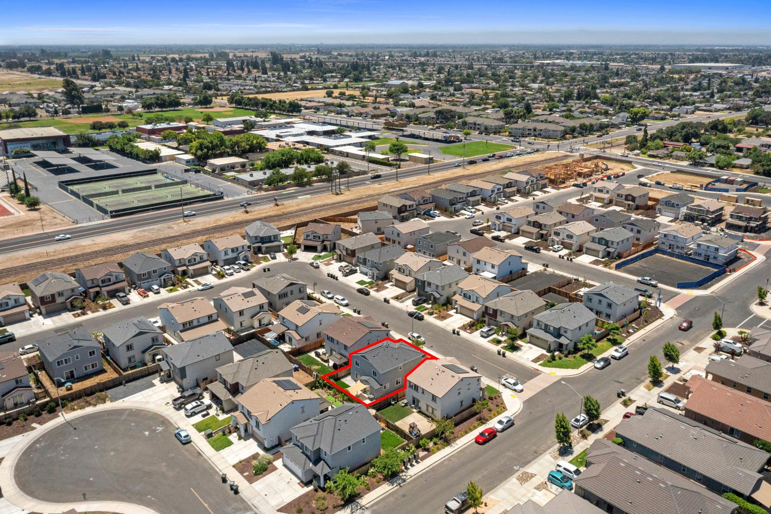 6422 Maple Leaf Ln, Riverbank, CA 95367