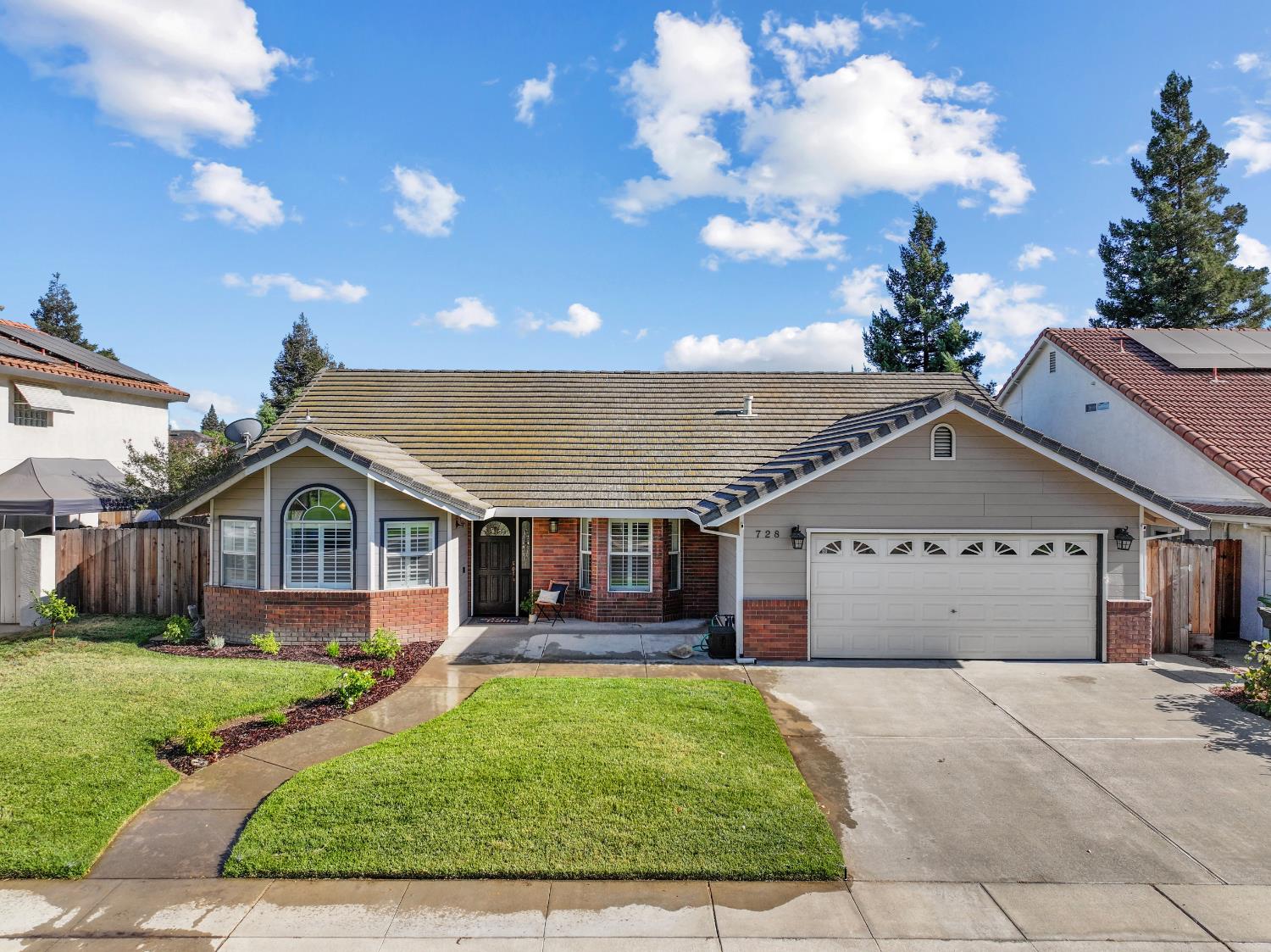 728 Vermeulen Dr, Ripon, CA 95366