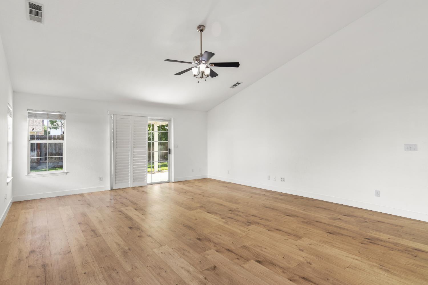 728 Vermeulen Dr, Ripon, CA 95366
