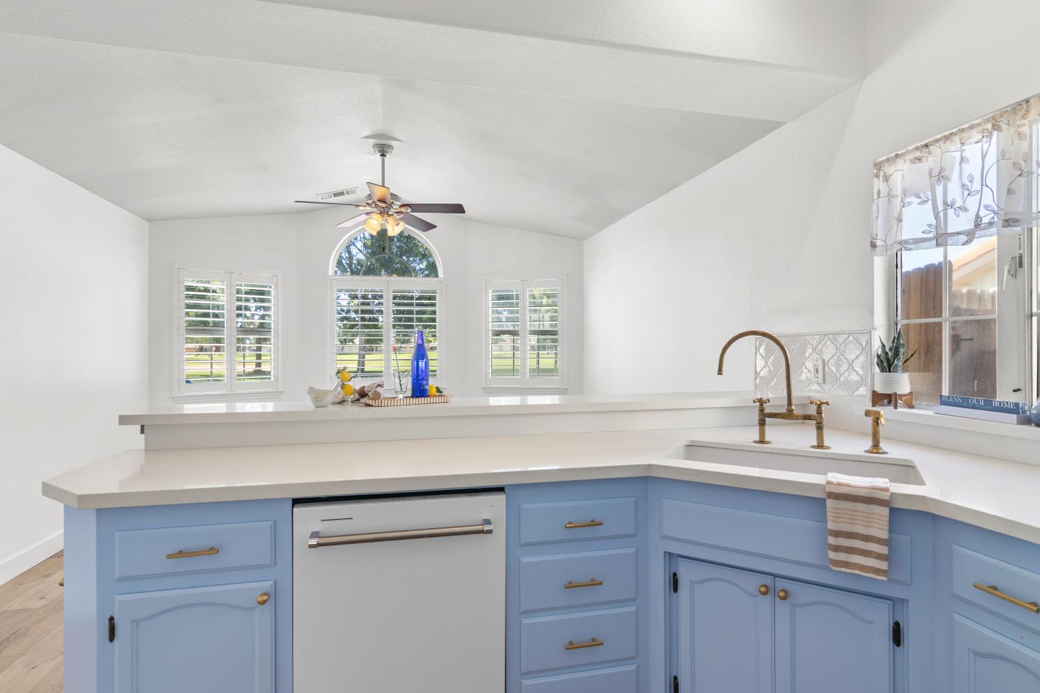 728 Vermeulen Dr, Ripon, CA 95366