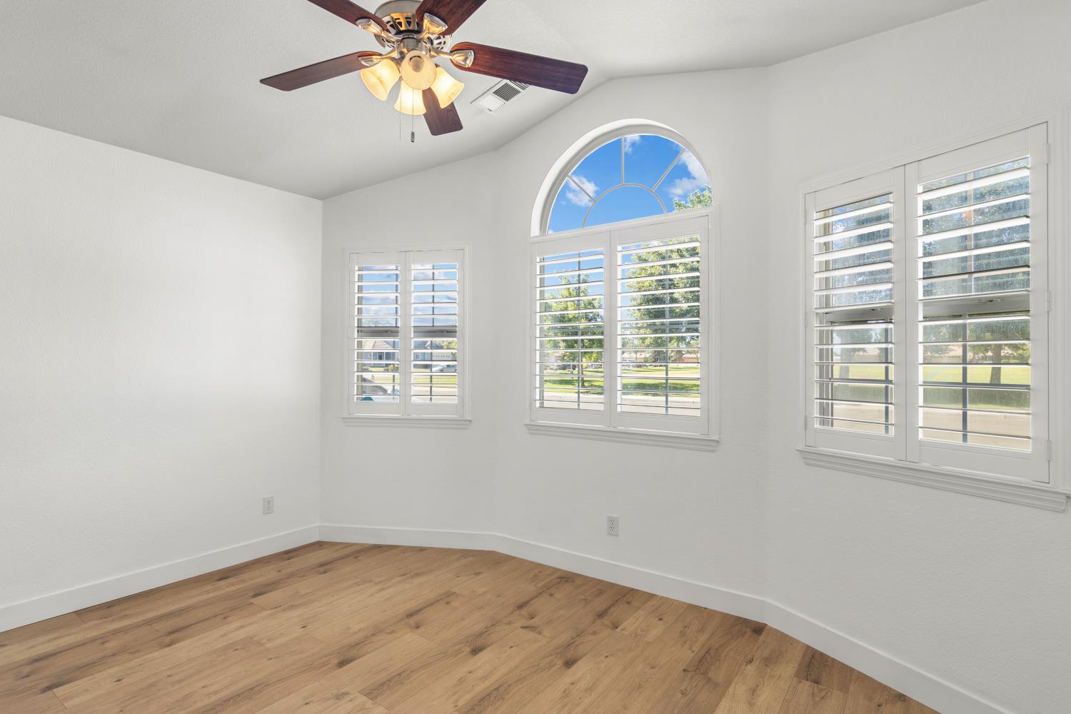 728 Vermeulen Dr, Ripon, CA 95366