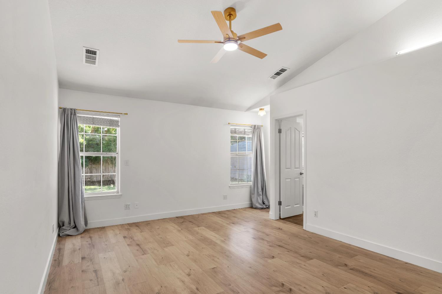 728 Vermeulen Dr, Ripon, CA 95366