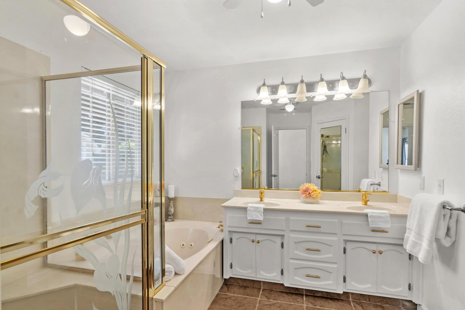 728 Vermeulen Dr, Ripon, CA 95366