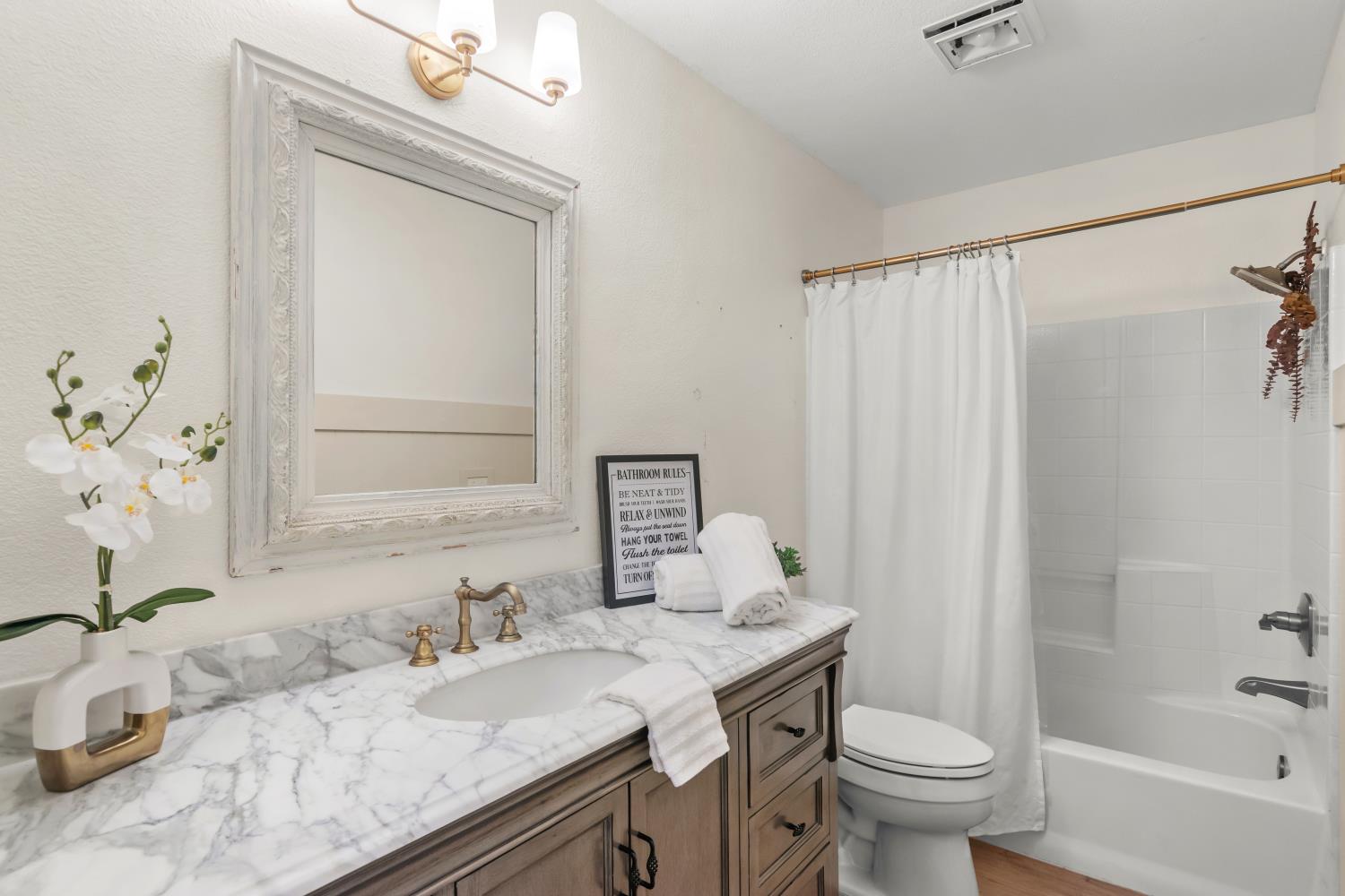 728 Vermeulen Dr, Ripon, CA 95366