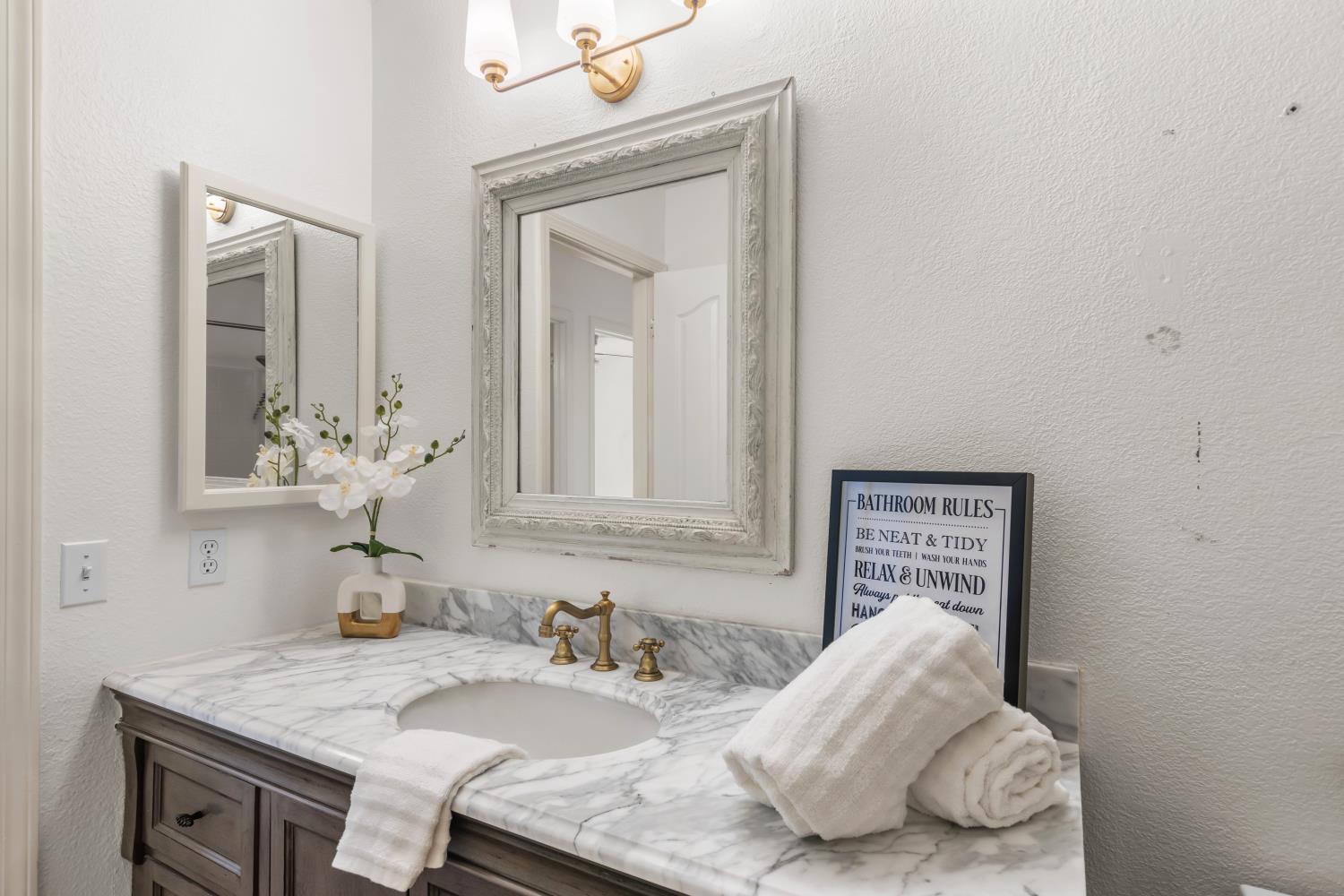 728 Vermeulen Dr, Ripon, CA 95366