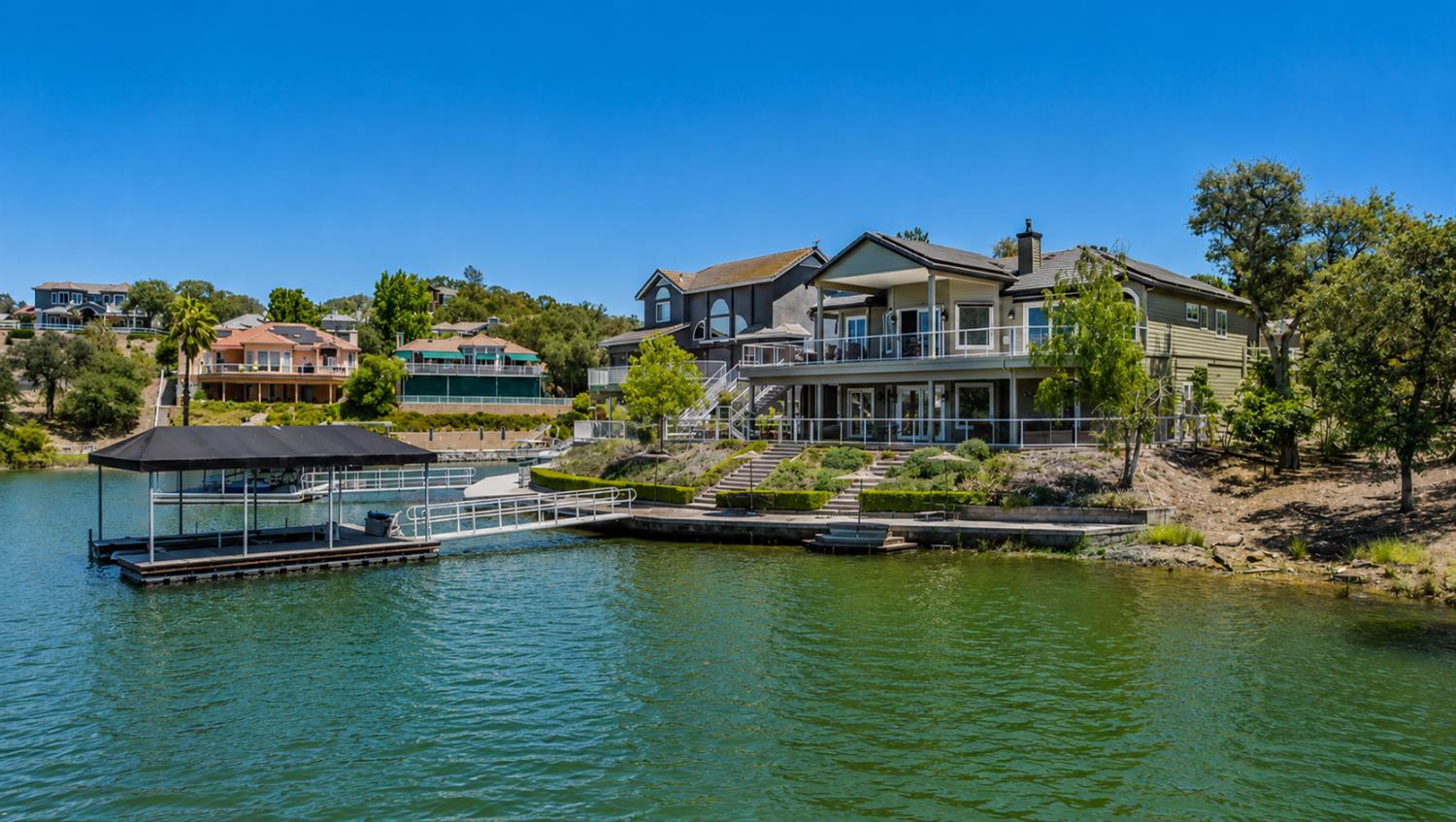1137 Shoreline Ct, Copperopolis, CA 95228