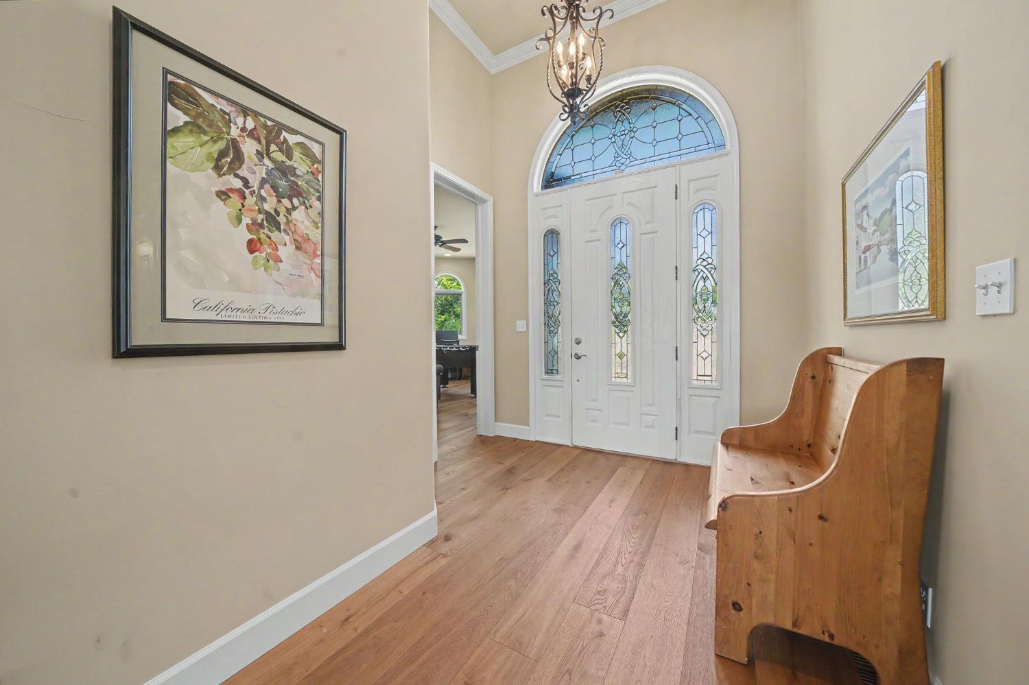 1137 Shoreline Ct, Copperopolis, CA 95228