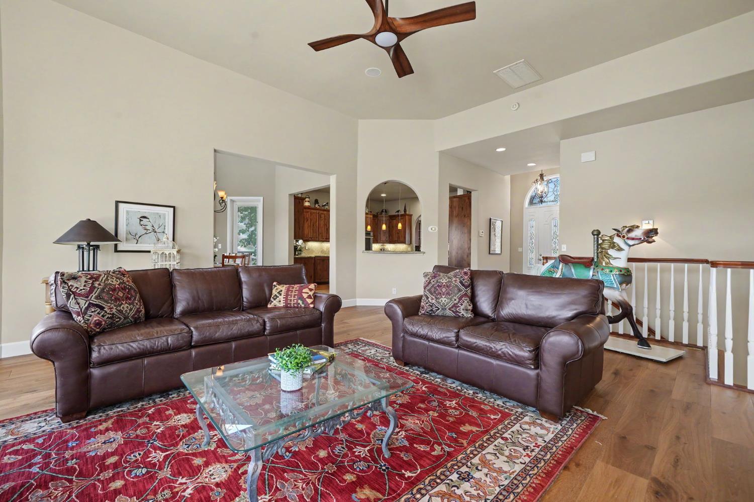 1137 Shoreline Ct, Copperopolis, CA 95228