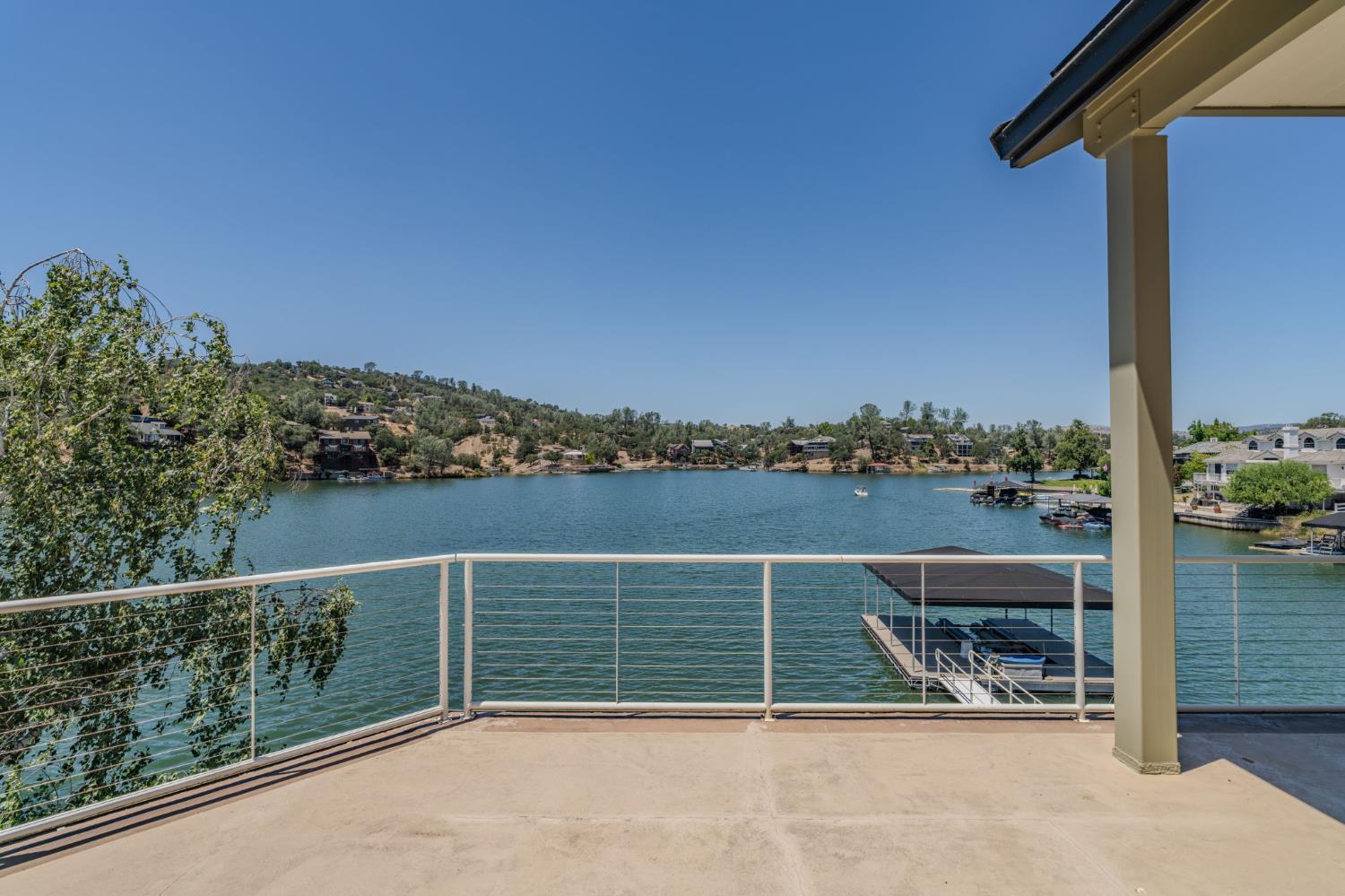 1137 Shoreline Ct, Copperopolis, CA 95228