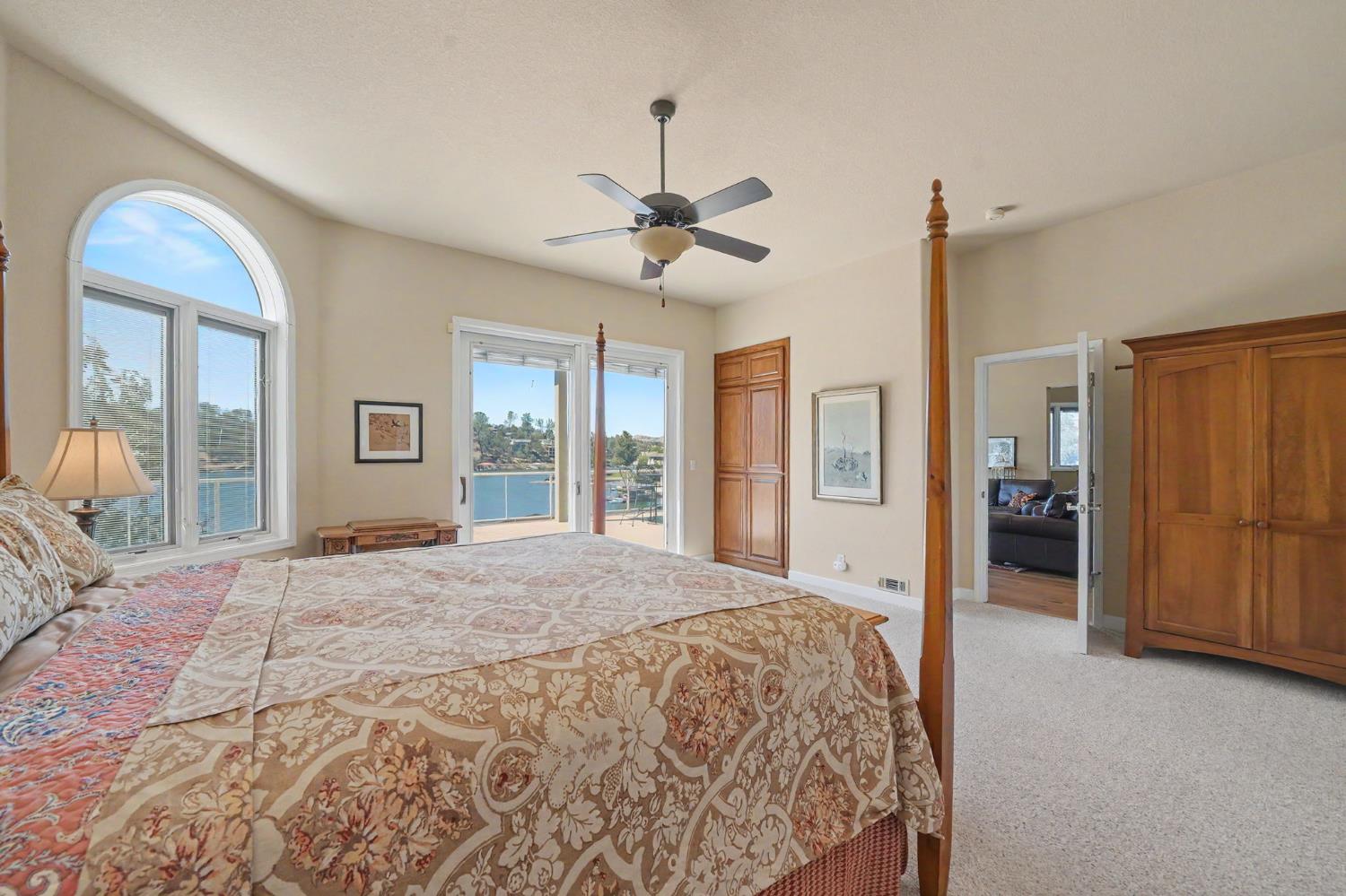 1137 Shoreline Ct, Copperopolis, CA 95228