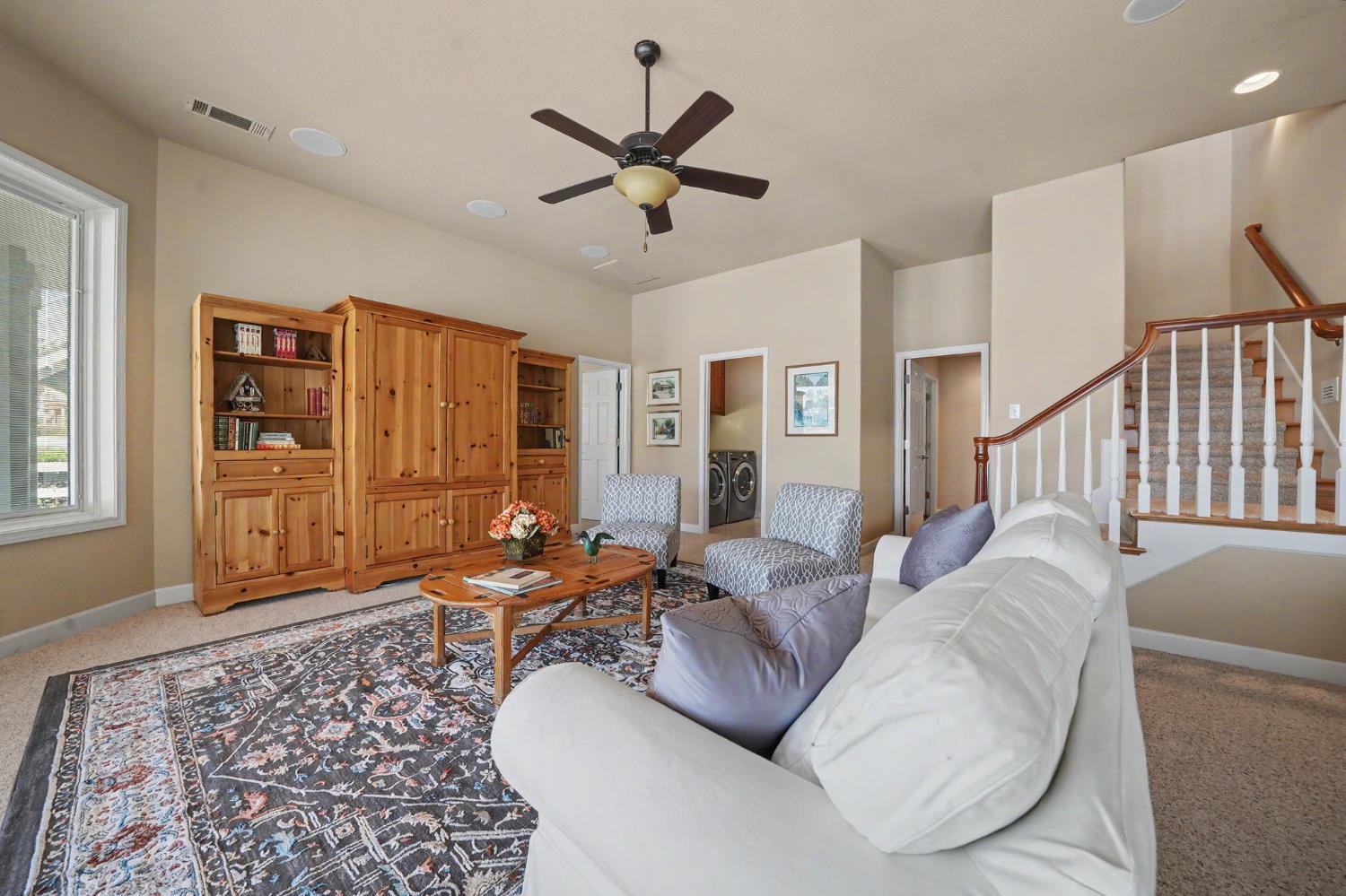 1137 Shoreline Ct, Copperopolis, CA 95228